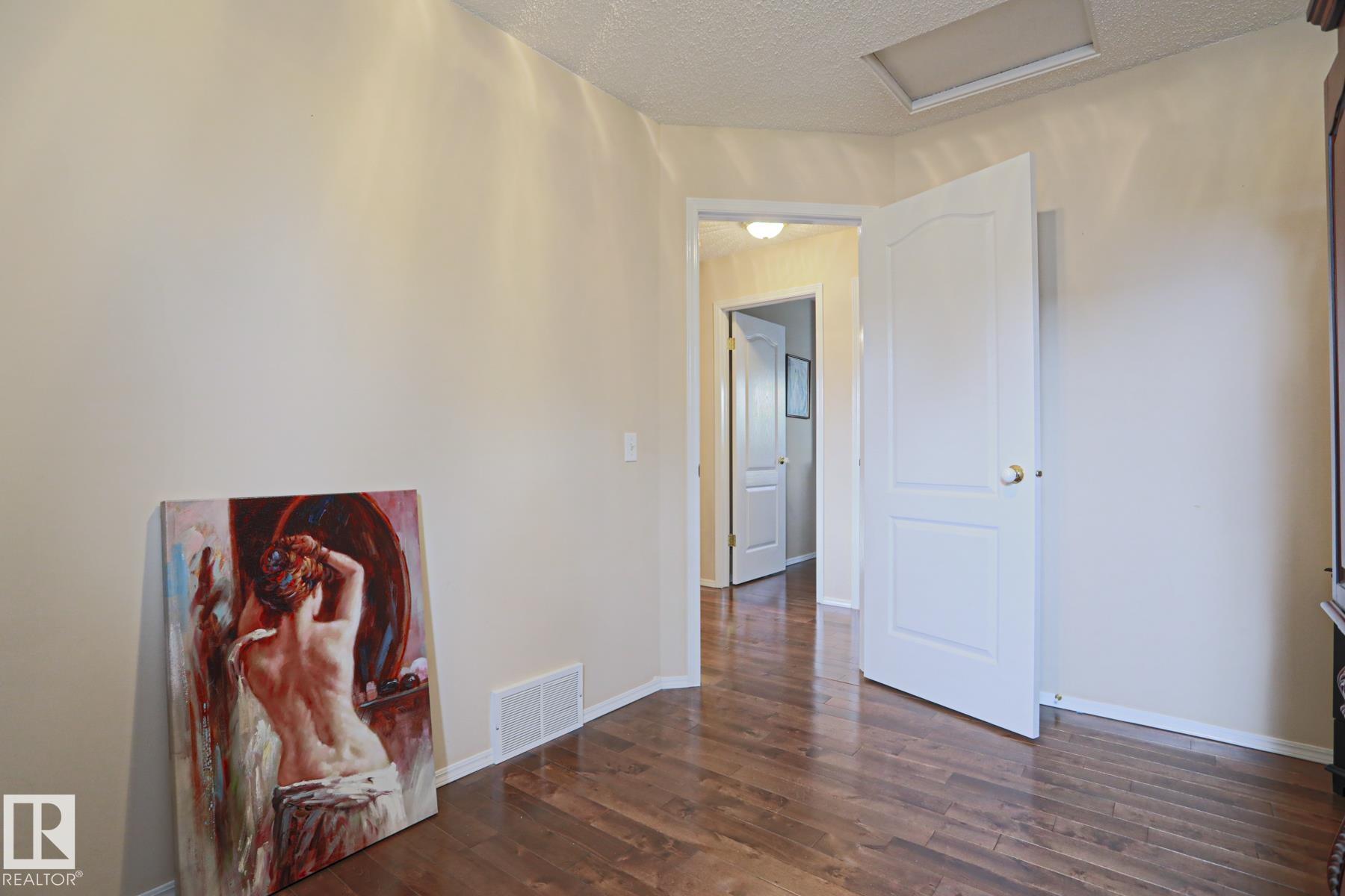 Photo 42 at 7716 154 Avenue NW, Mayliewan, Edmonton