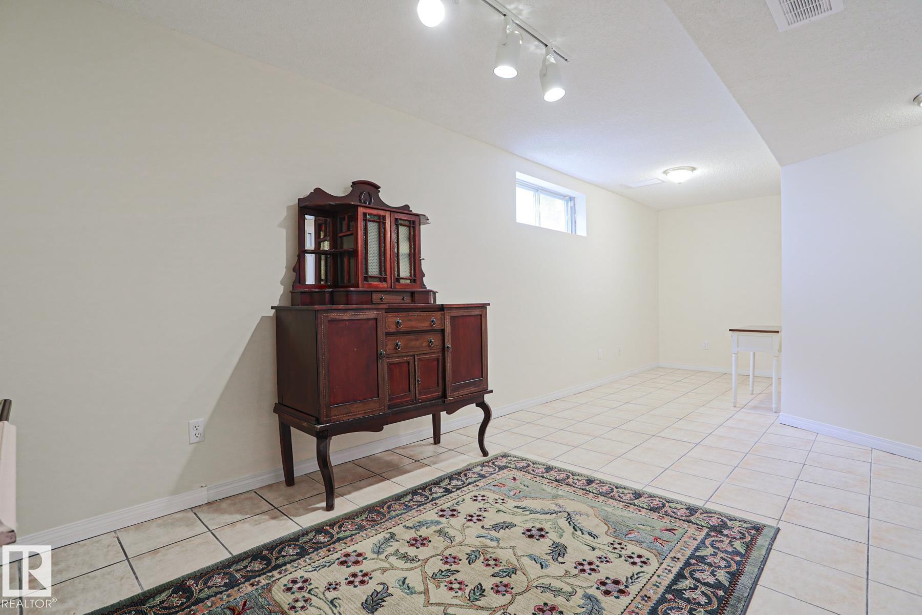 Photo 45 at 7716 154 Avenue NW, Mayliewan, Edmonton