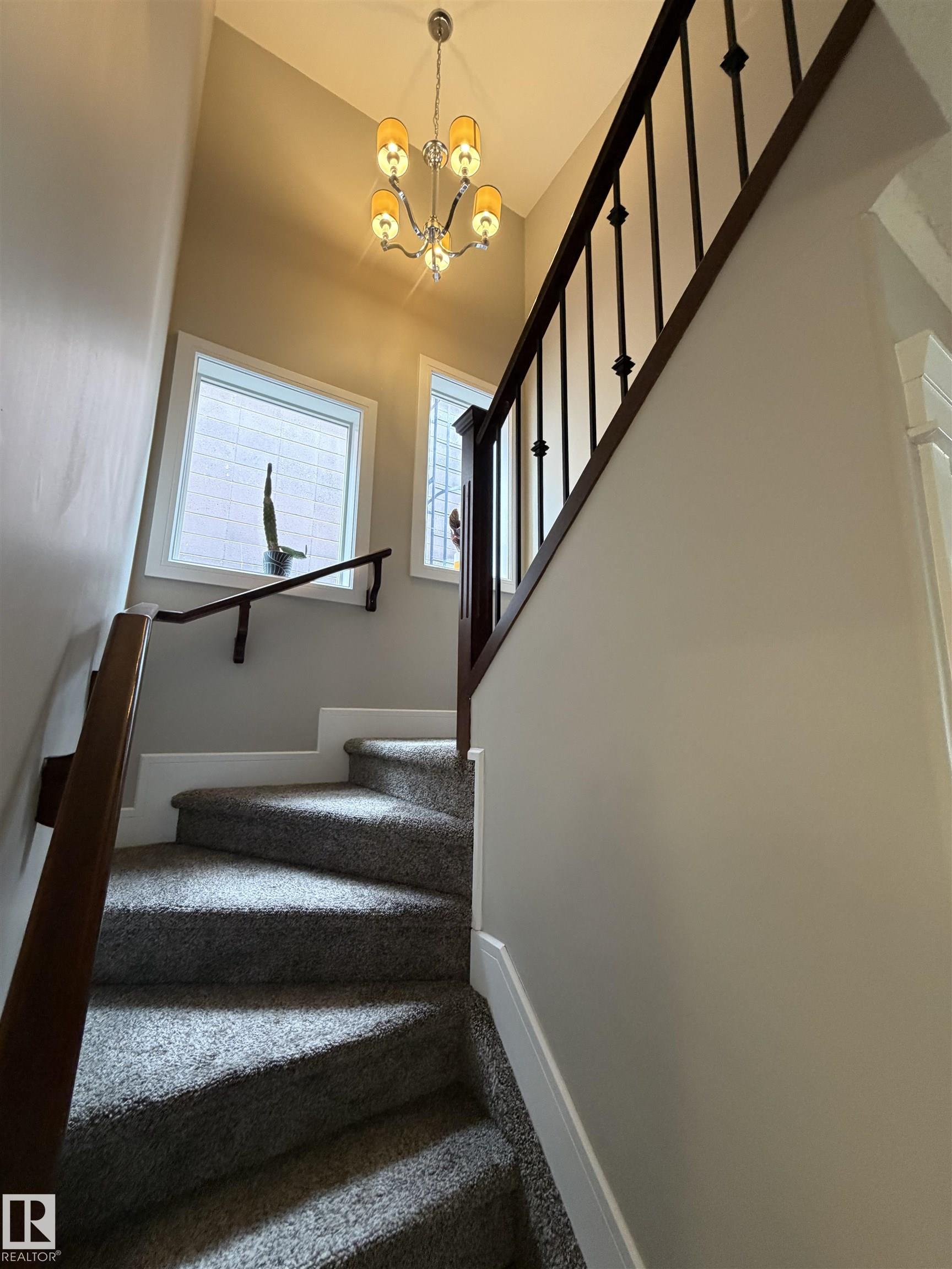 Photo 11 at 10914 71 Avenue NW, Parkallen, Edmonton