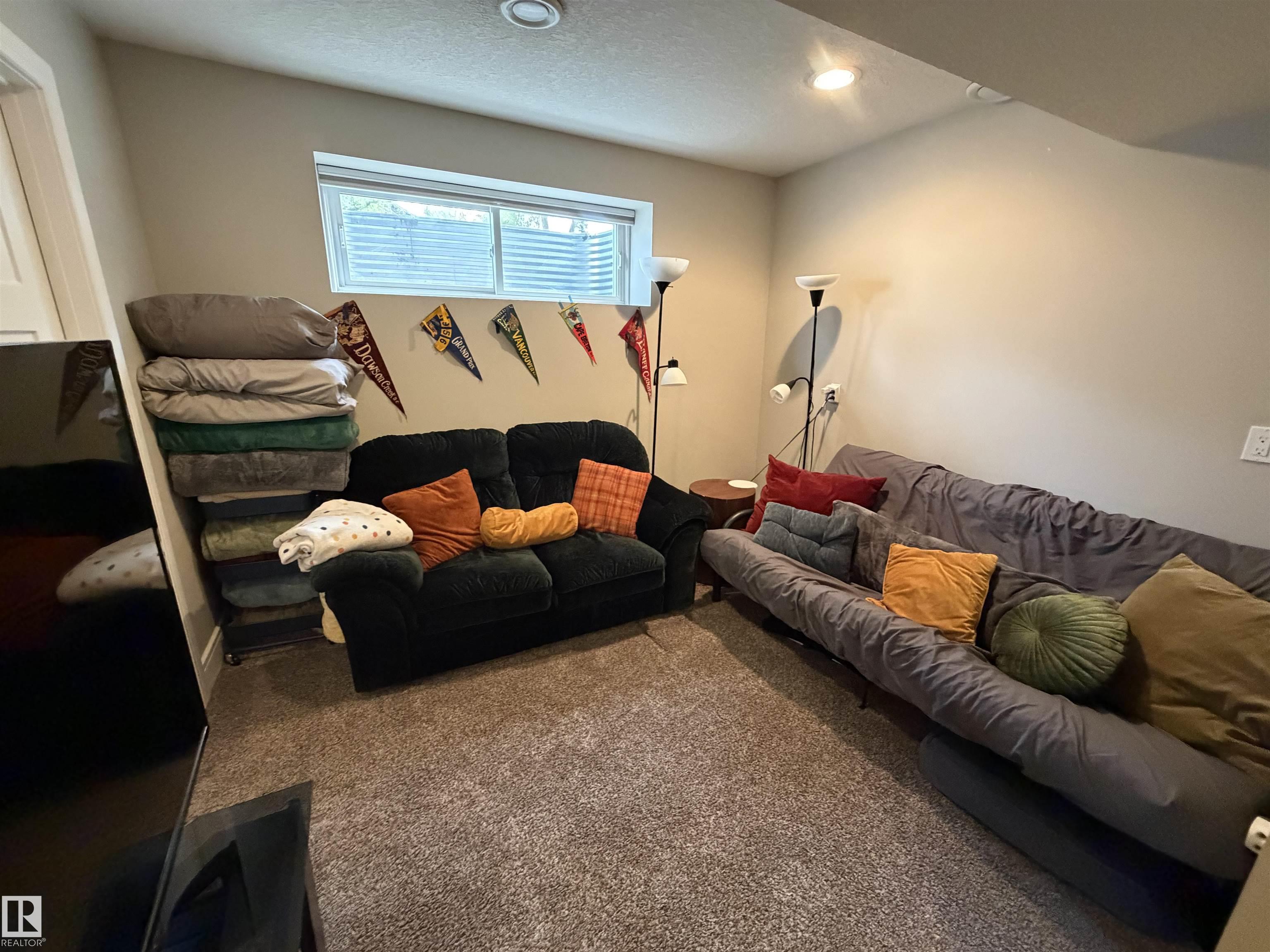 Photo 22 at 10914 71 Avenue NW, Parkallen, Edmonton