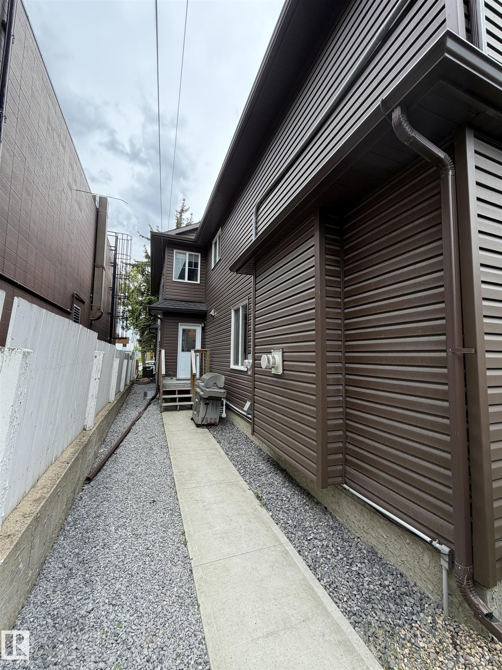 Photo 30 at 10914 71 Avenue NW, Parkallen, Edmonton