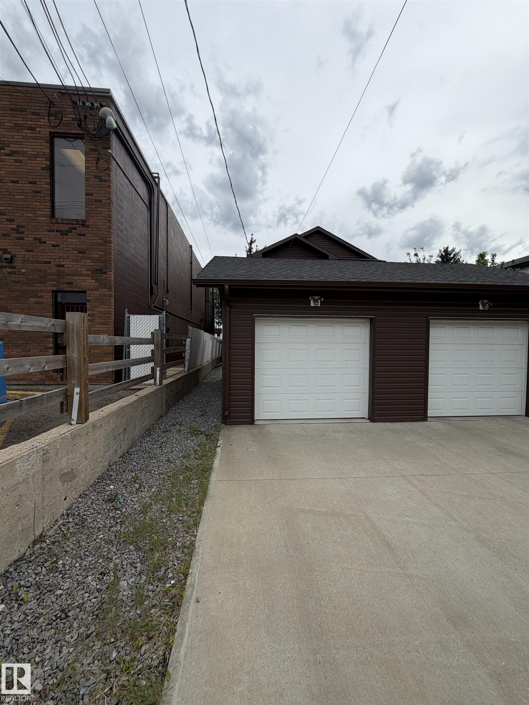 Photo 31 at 10914 71 Avenue NW, Parkallen, Edmonton