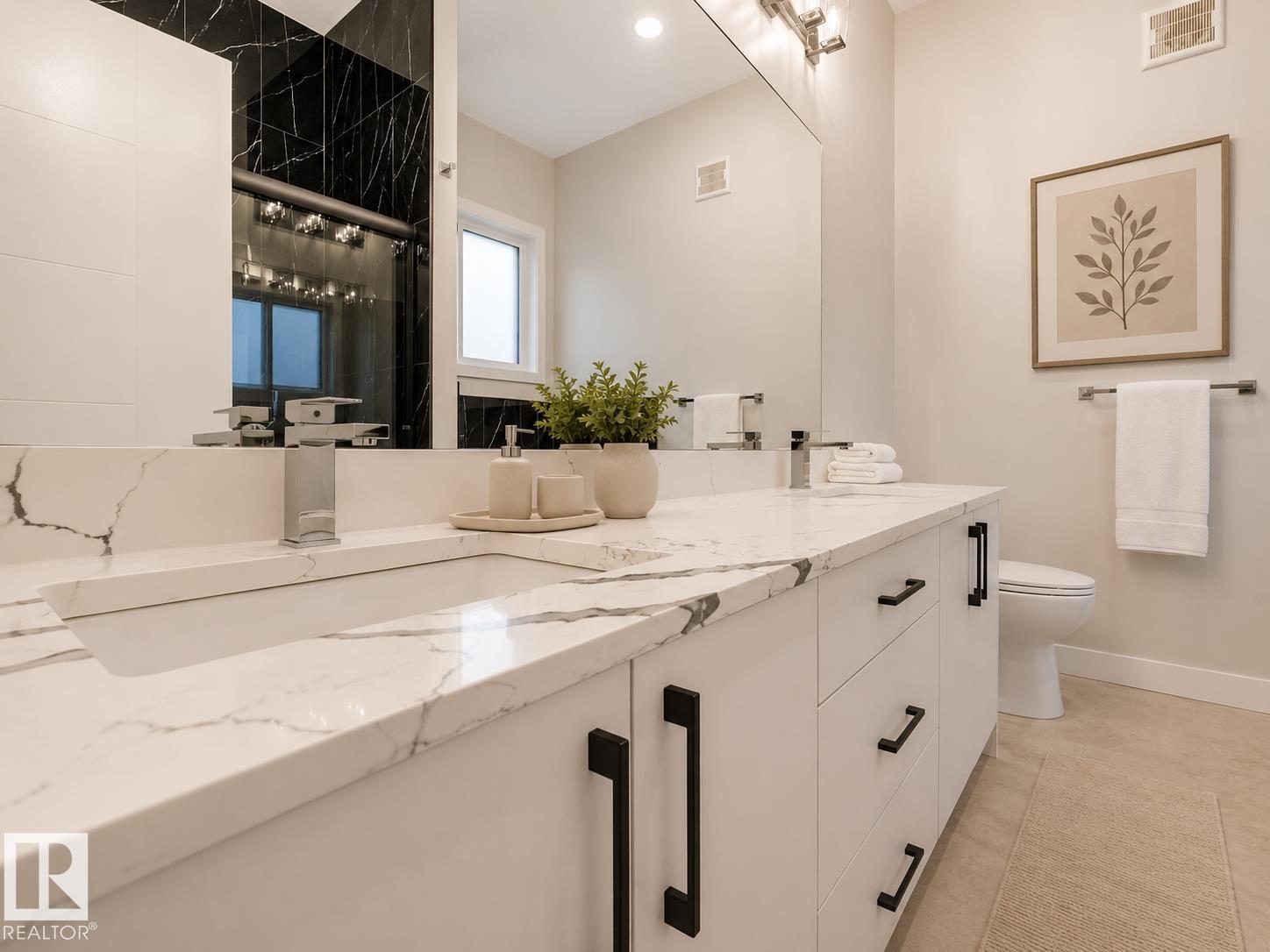 Photo 11 at 36 Dalquist Bay, Meadowview Park, Leduc