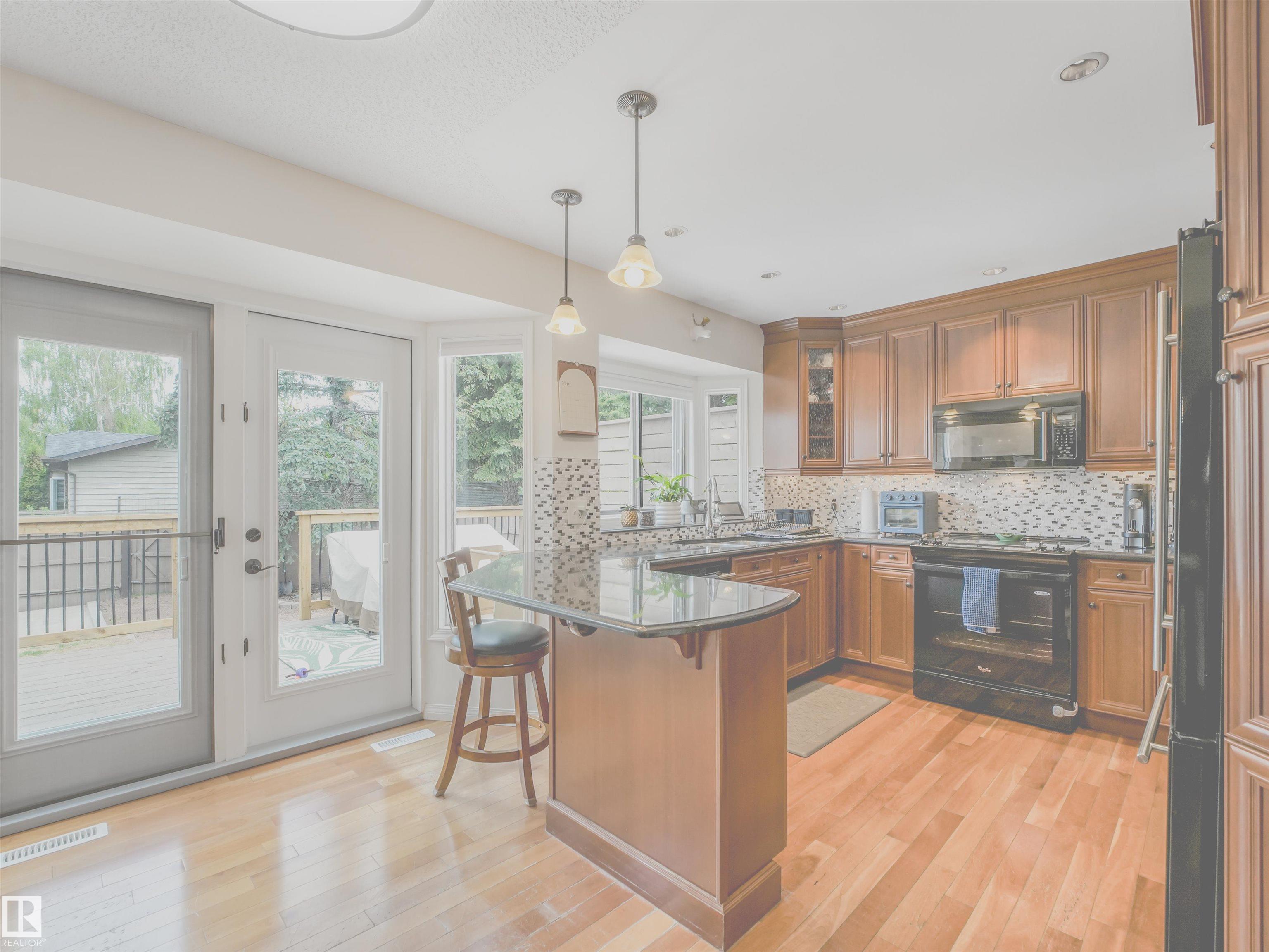 Photo 12 at 1515 109 Street NW, Bearspaw, Edmonton