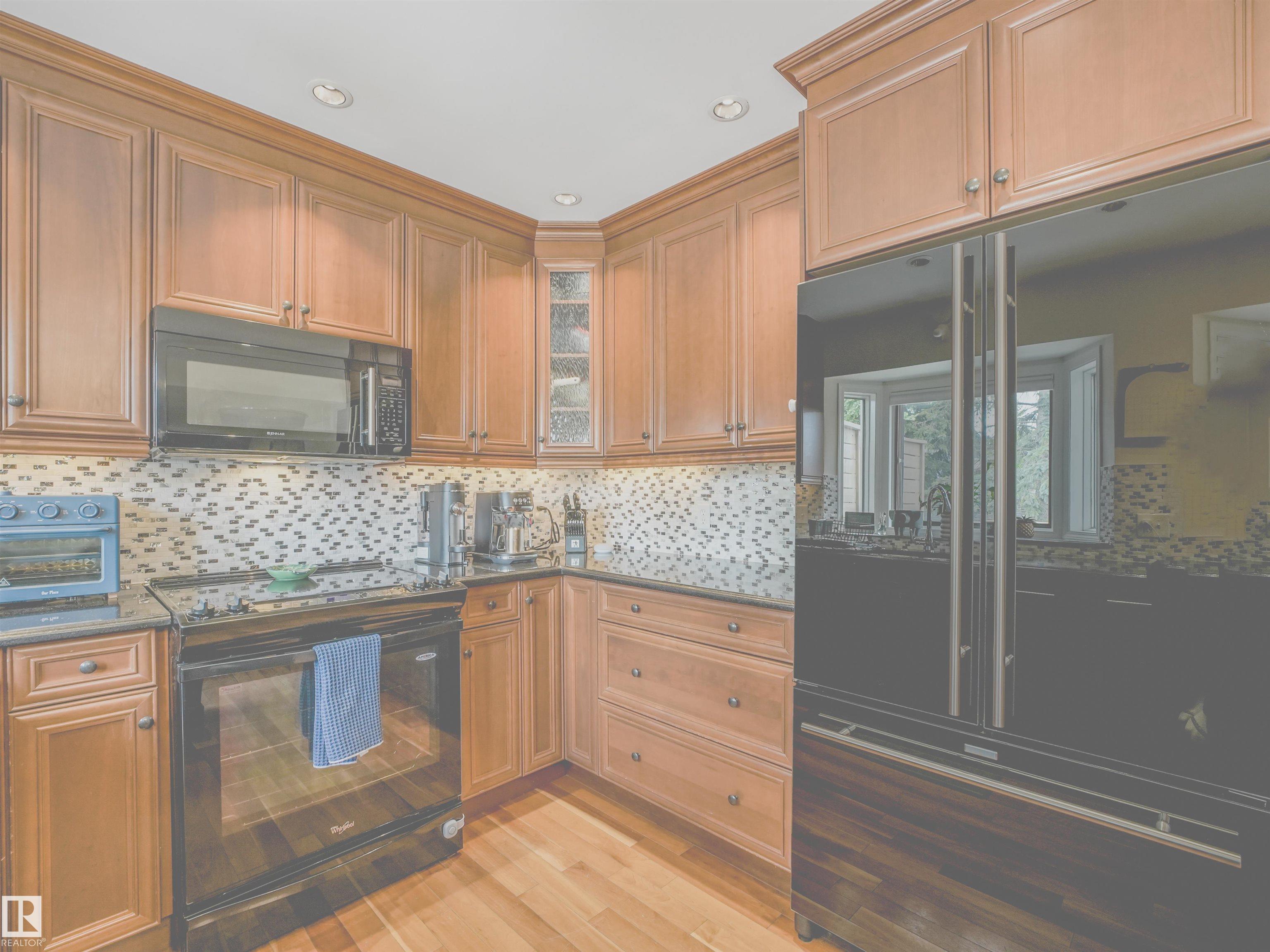 Photo 14 at 1515 109 Street NW, Bearspaw, Edmonton