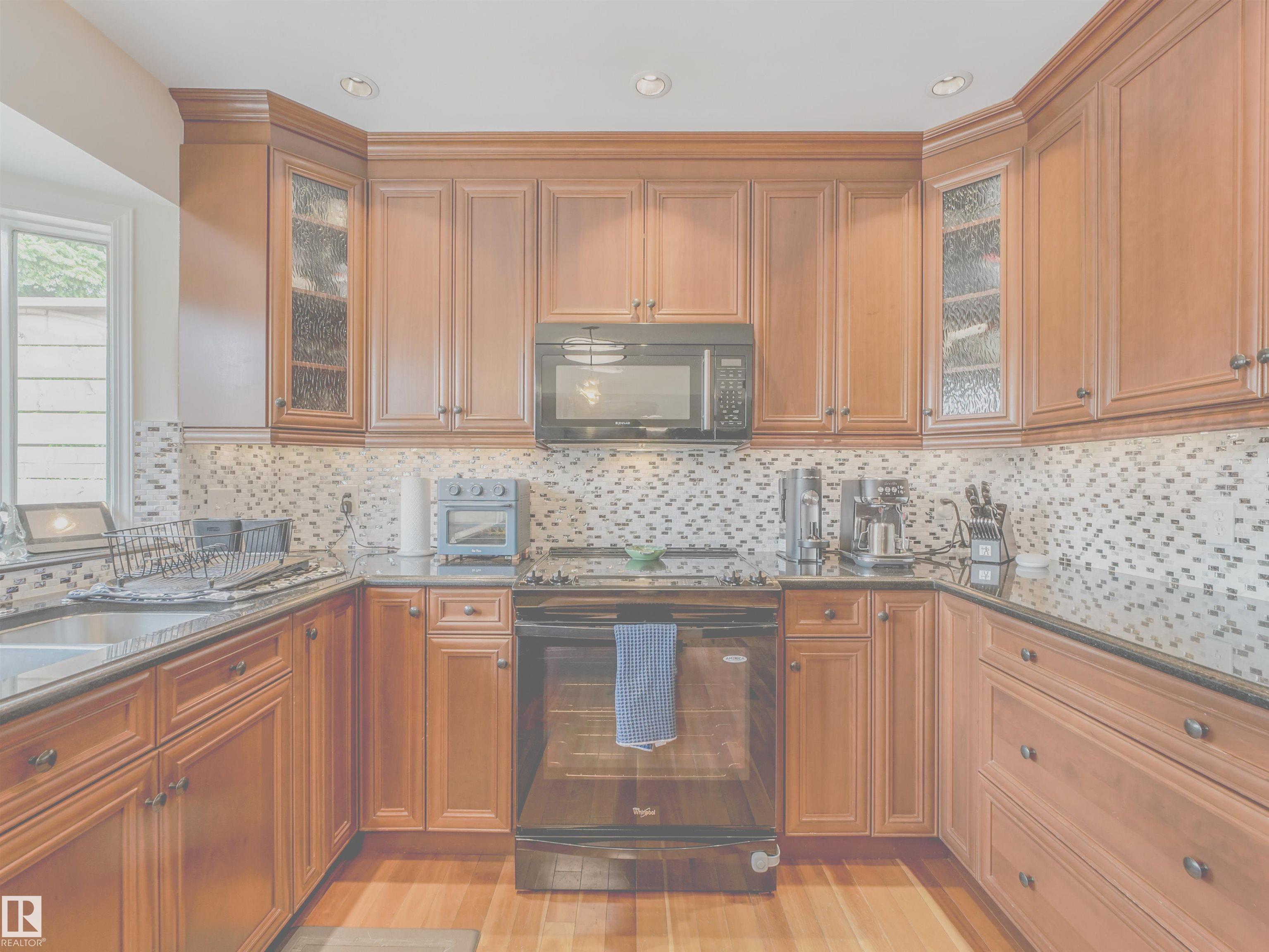 Photo 17 at 1515 109 Street NW, Bearspaw, Edmonton