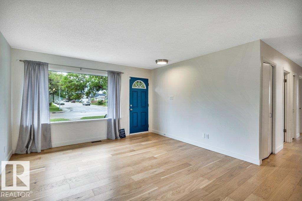 16200 104 Avenue NW, Britannia Youngstown, Edmonton