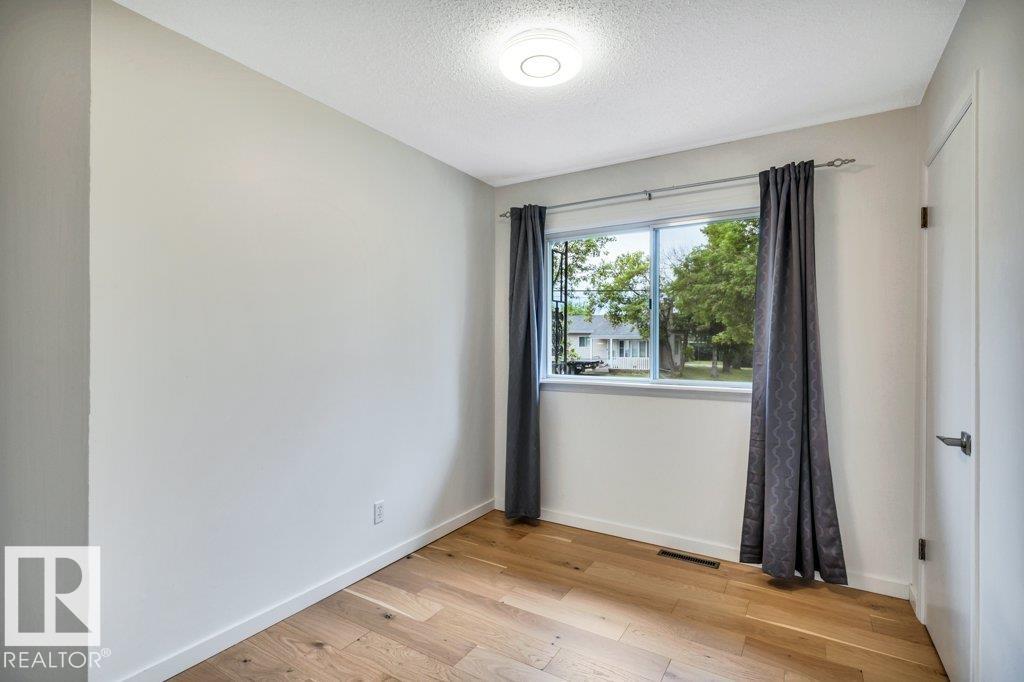 Photo 14 at 16200 104 Avenue NW, Britannia Youngstown, Edmonton