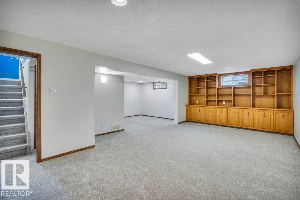 Photo 21 at 16200 104 Avenue NW, Britannia Youngstown, Edmonton