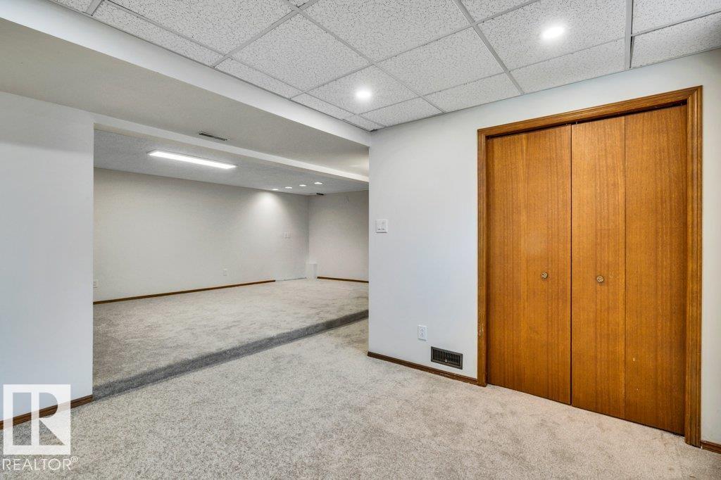 Photo 24 at 16200 104 Avenue NW, Britannia Youngstown, Edmonton