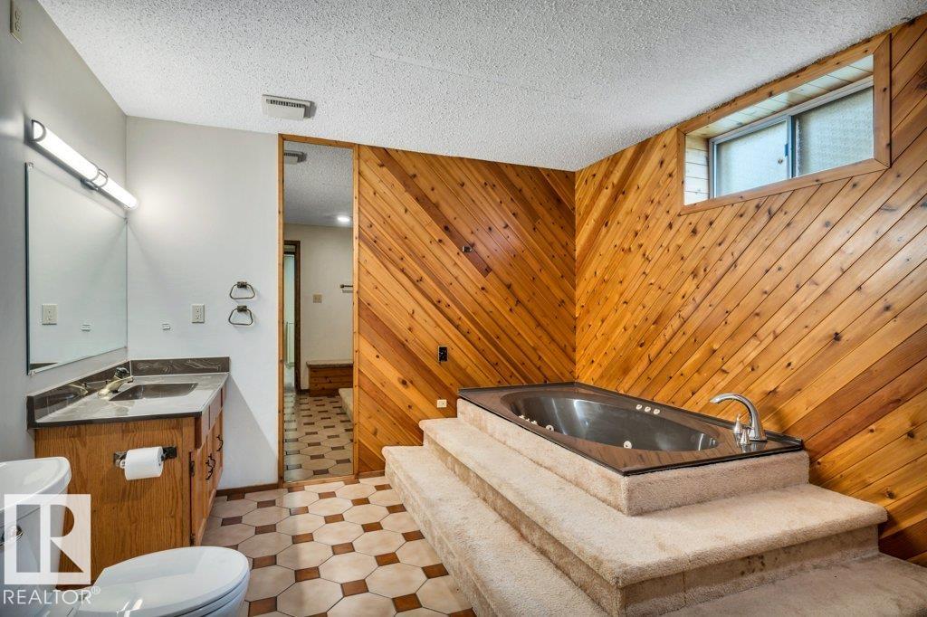 Photo 25 at 16200 104 Avenue NW, Britannia Youngstown, Edmonton