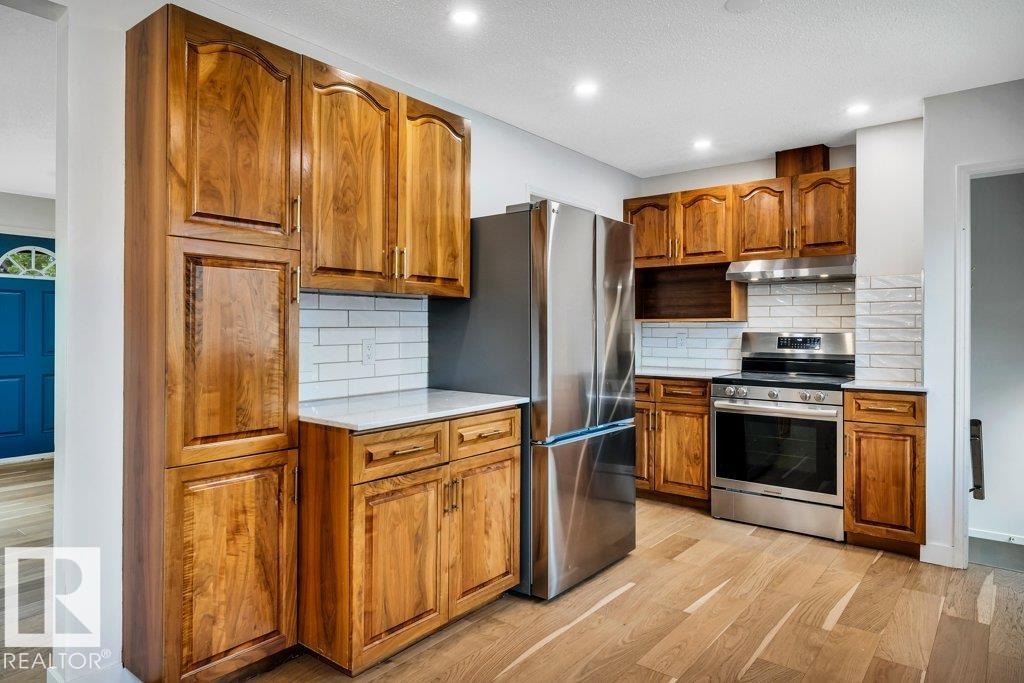 Photo 9 at 16200 104 Avenue NW, Britannia Youngstown, Edmonton
