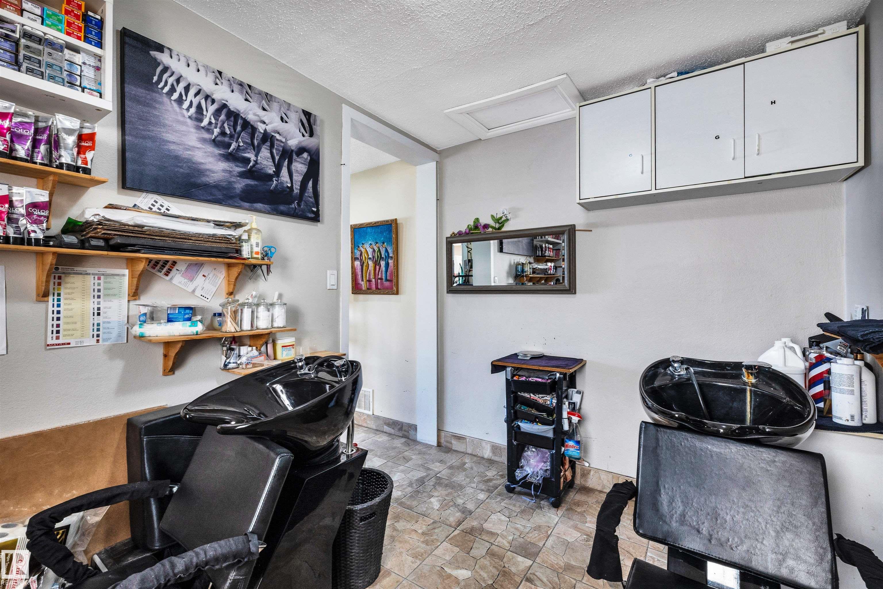 Photo 16 at 11722 81 Street NW, Parkdale, Edmonton