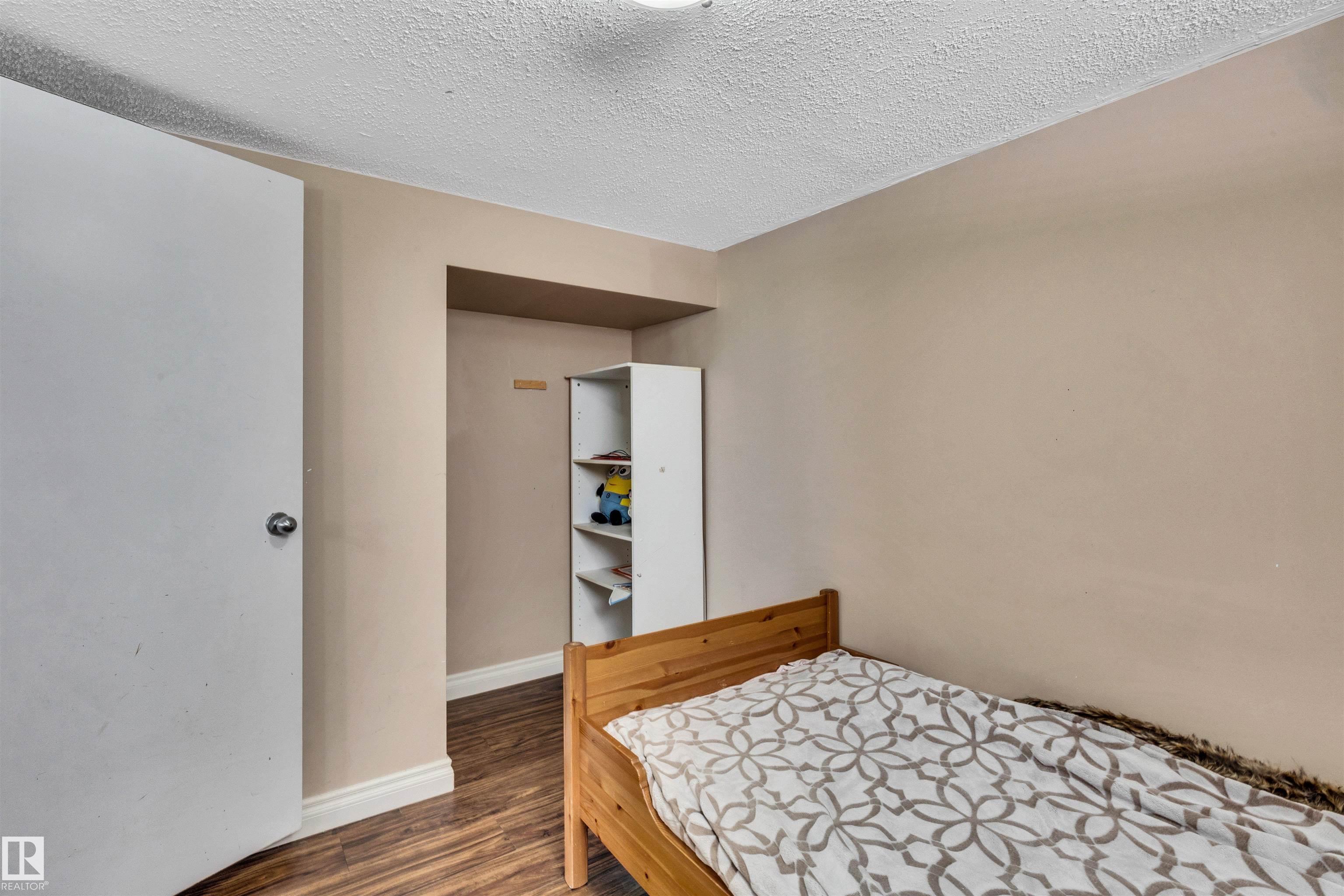Photo 23 at 11722 81 Street NW, Parkdale, Edmonton