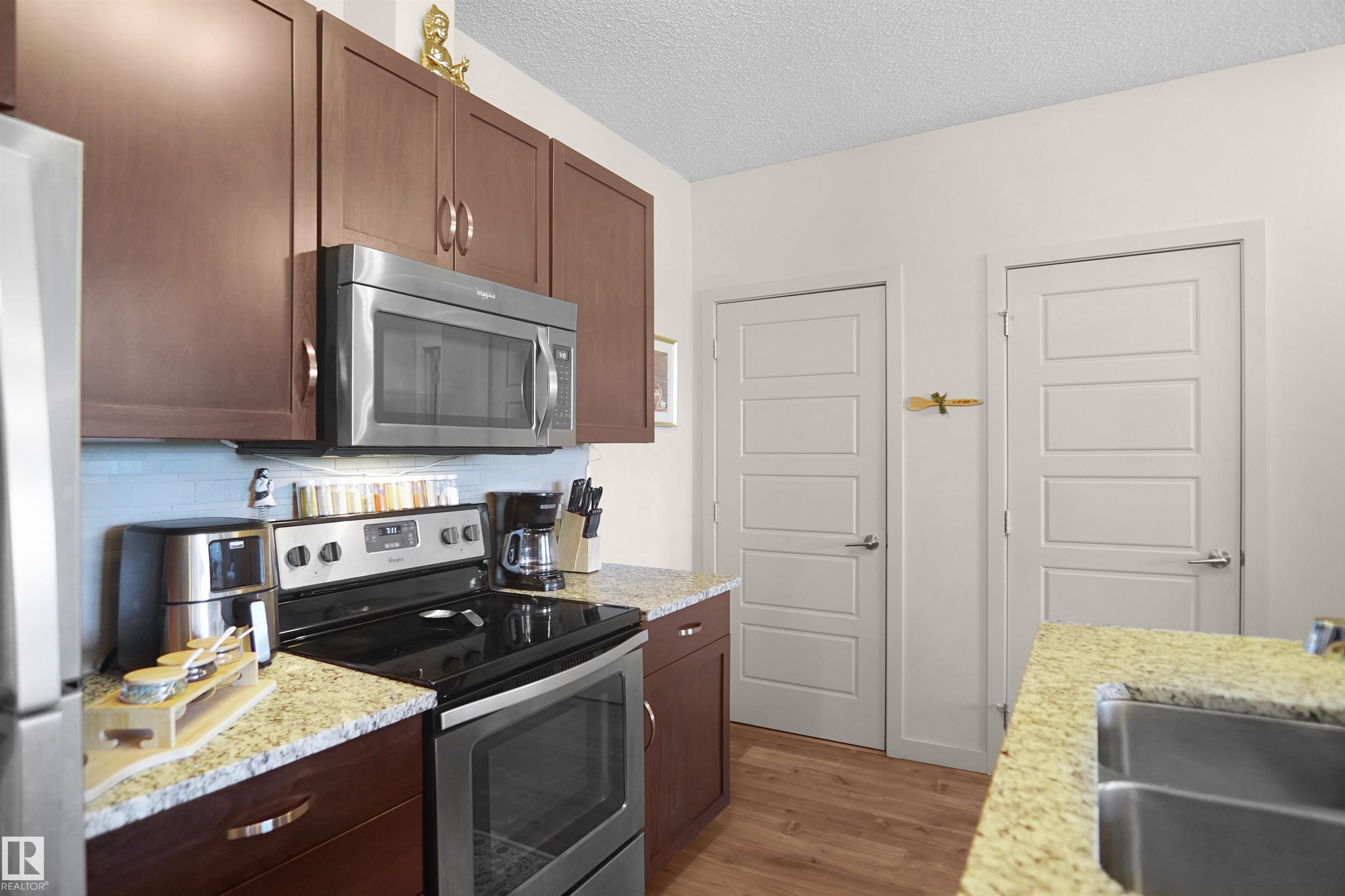 Photo 11 at 318 - 1004 Rosenthal Boulevard NW, Rosenthal, Edmonton
