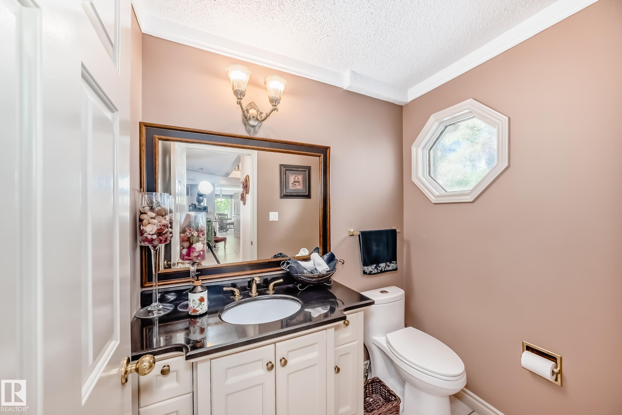 Photo 22 at 17416 53 Avenue NW, Gariepy, Edmonton