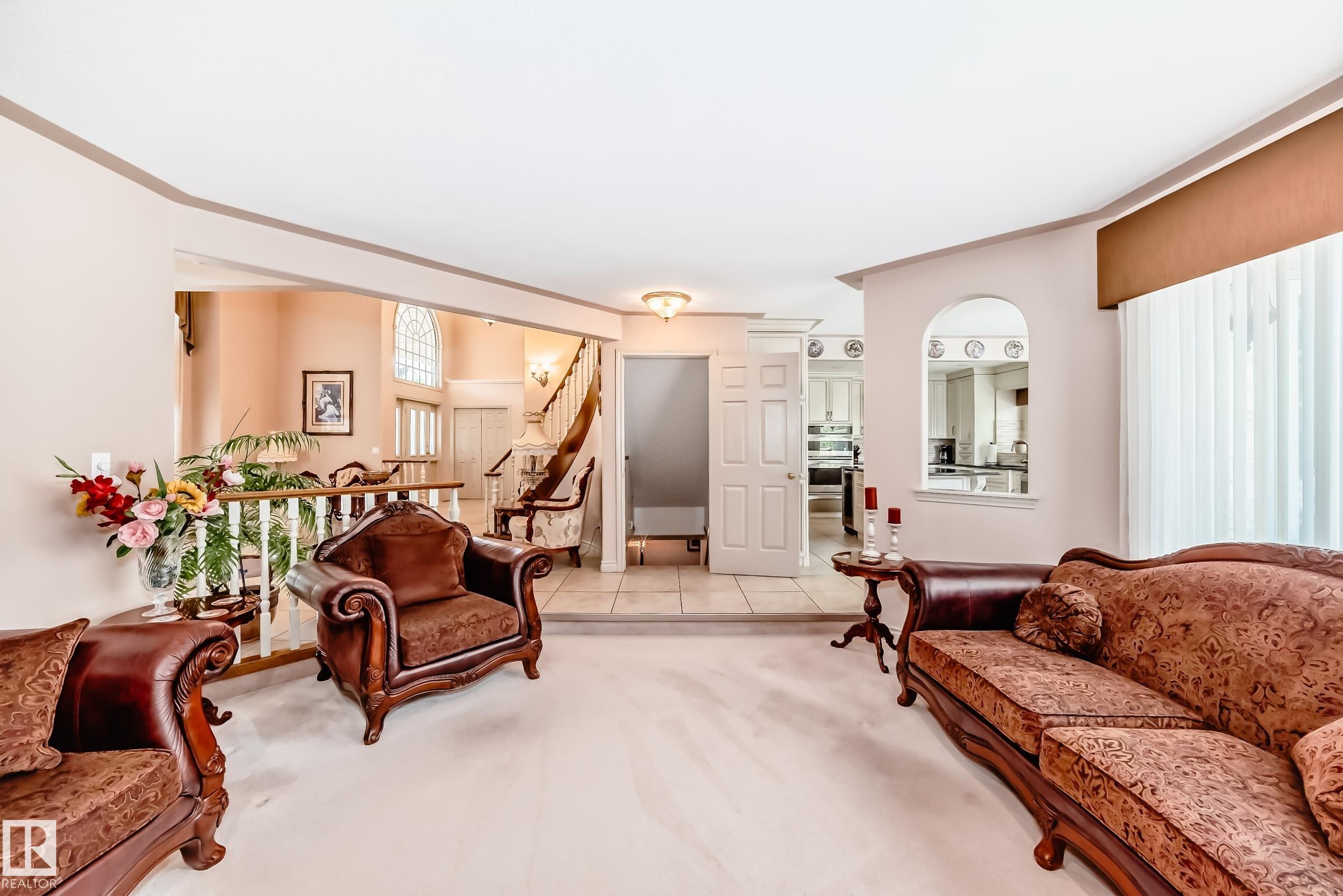 Photo 8 at 17416 53 Avenue NW, Gariepy, Edmonton