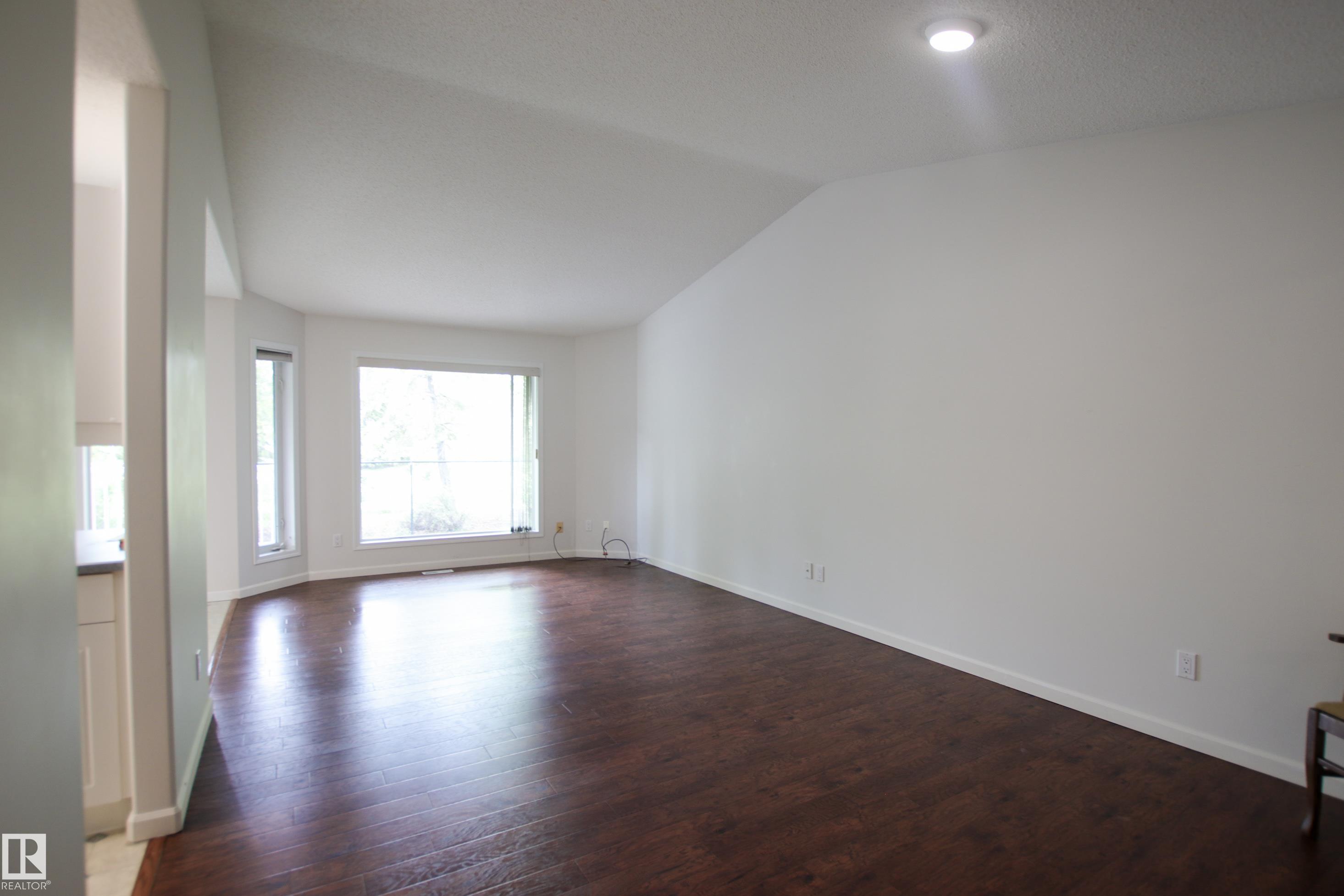 3 - 9420 172 Street NW, Summerlea, Edmonton