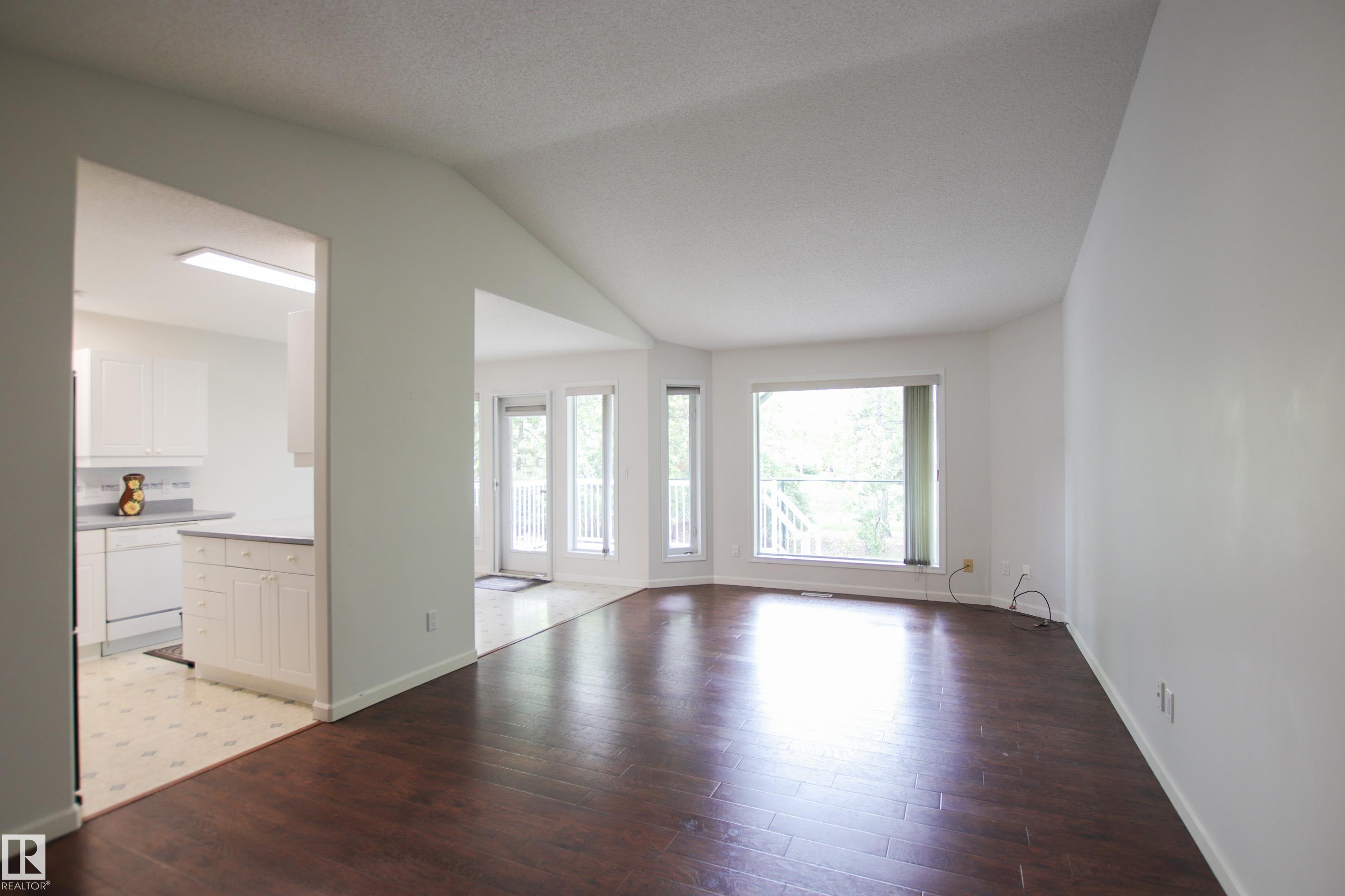 3 - 9420 172 Street NW, Summerlea, Edmonton