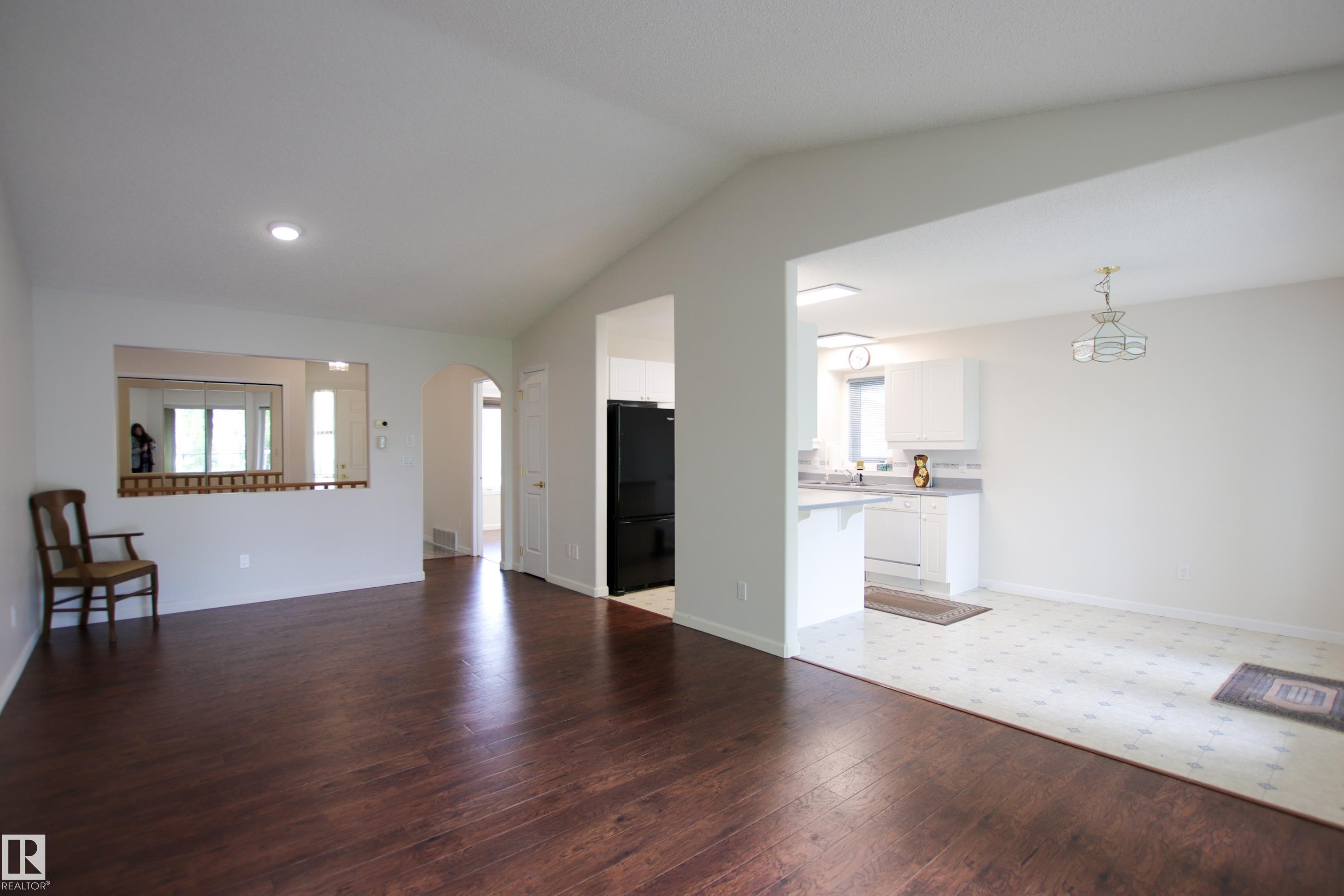 3 - 9420 172 Street NW, Summerlea, Edmonton