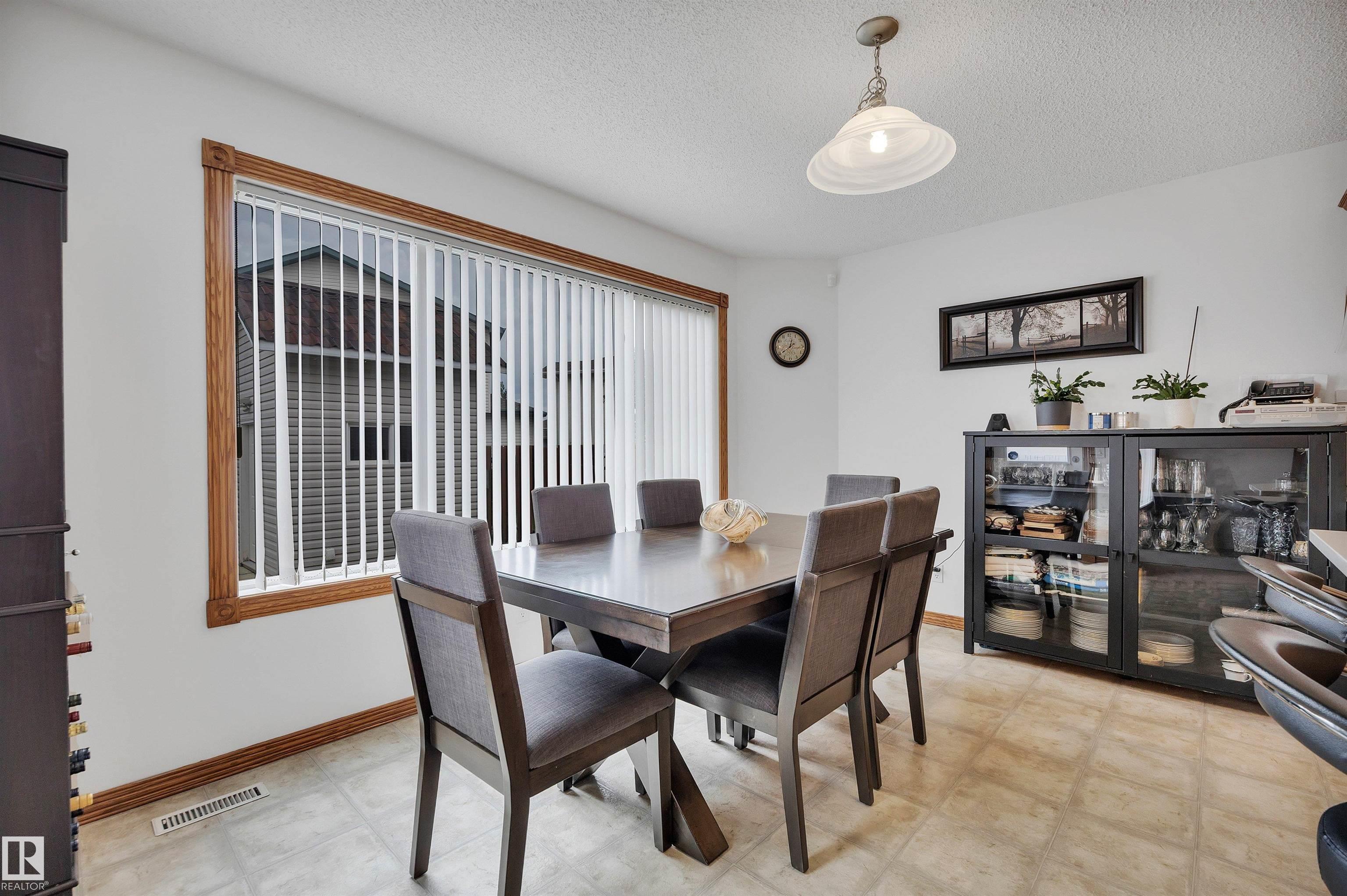 Photo 16 at 16512 87 Street NW, Belle Rive, Edmonton