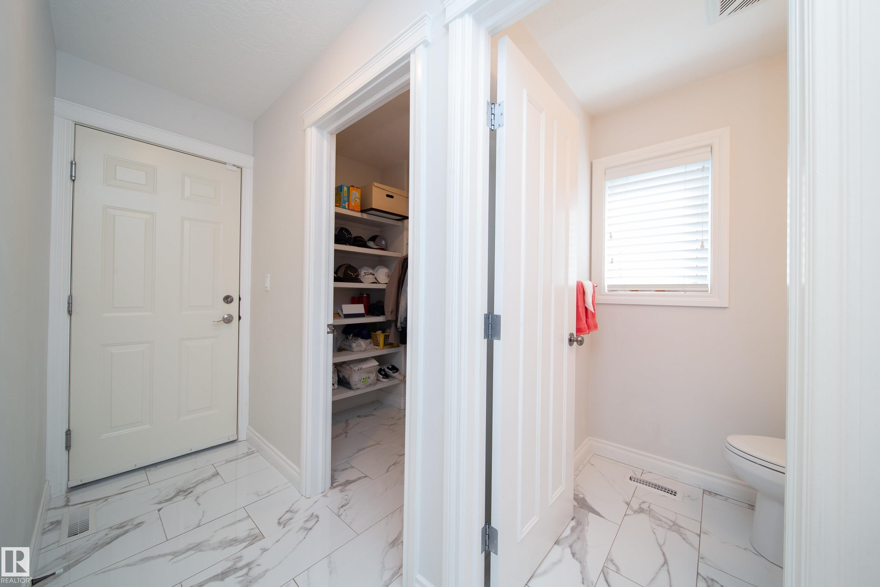 Photo 33 at 468 Klarvatten Lake Wynd NW, Klarvatten, Edmonton