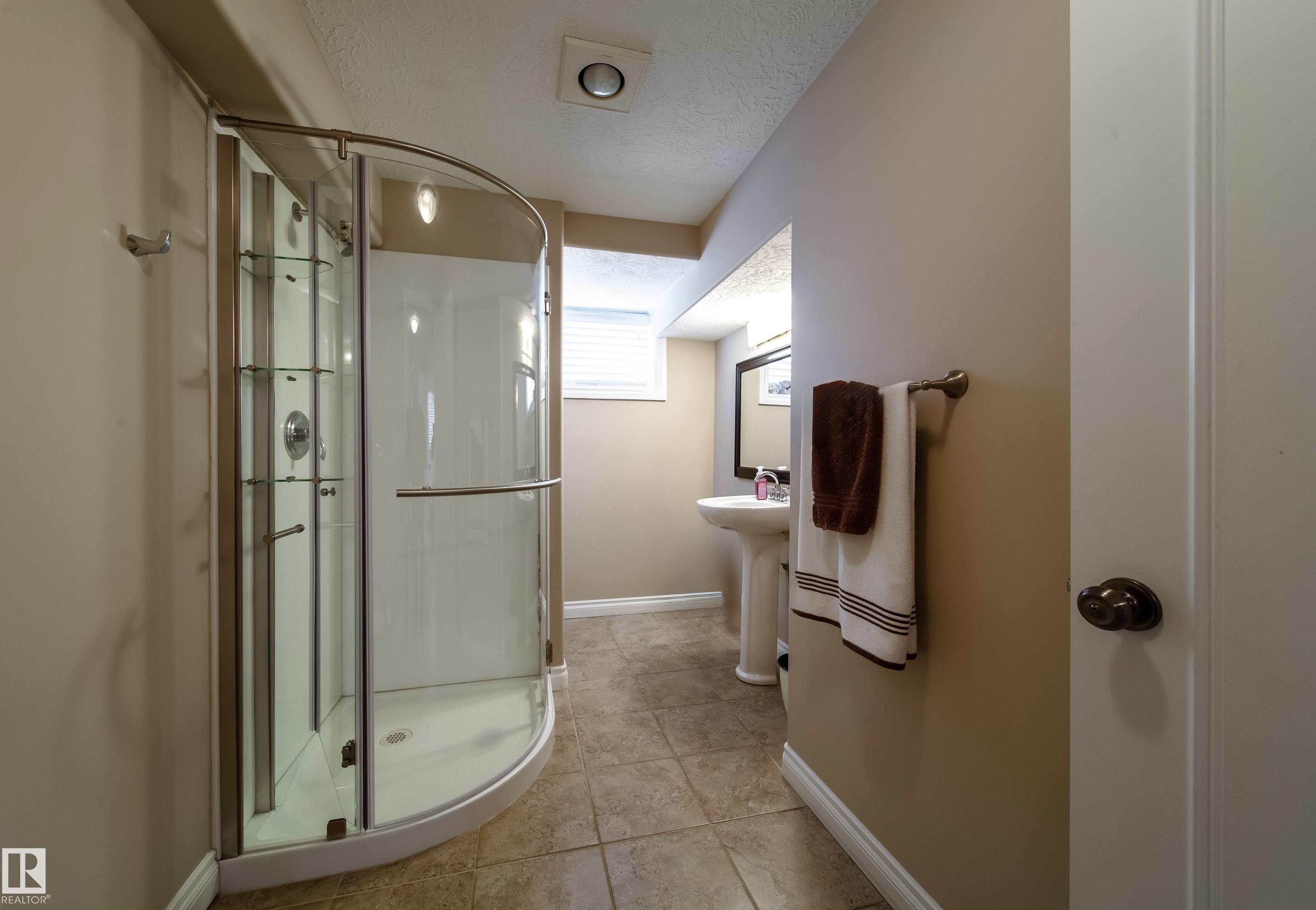 Photo 60 at 468 Klarvatten Lake Wynd NW, Klarvatten, Edmonton