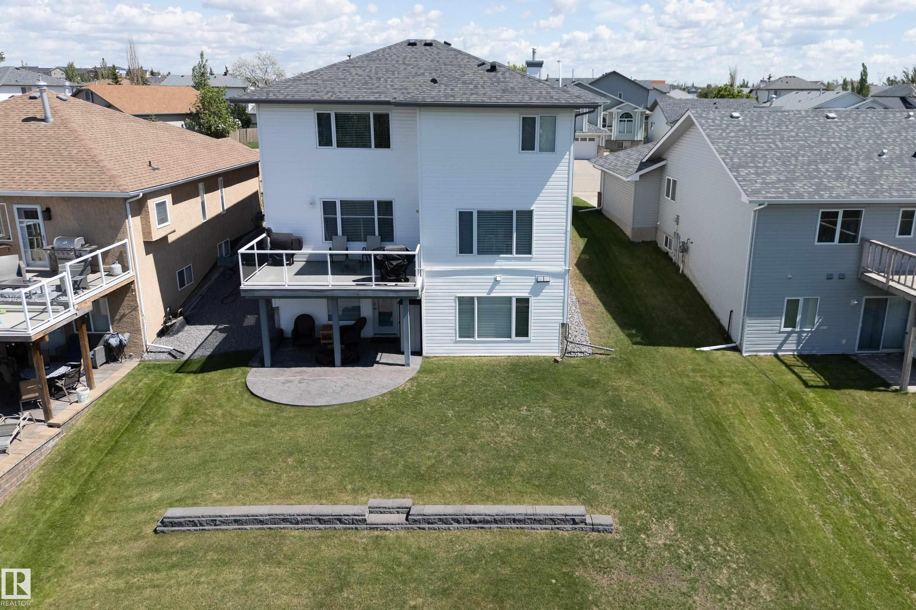 Photo 7 at 468 Klarvatten Lake Wynd NW, Klarvatten, Edmonton