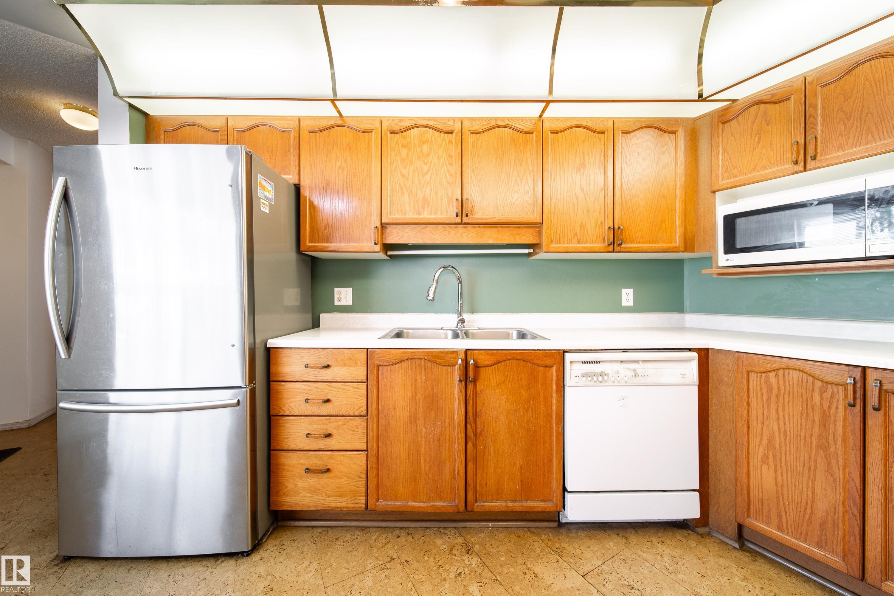 Photo 12 at 15 - 603 Youville Drive E NW, Tawa, Edmonton