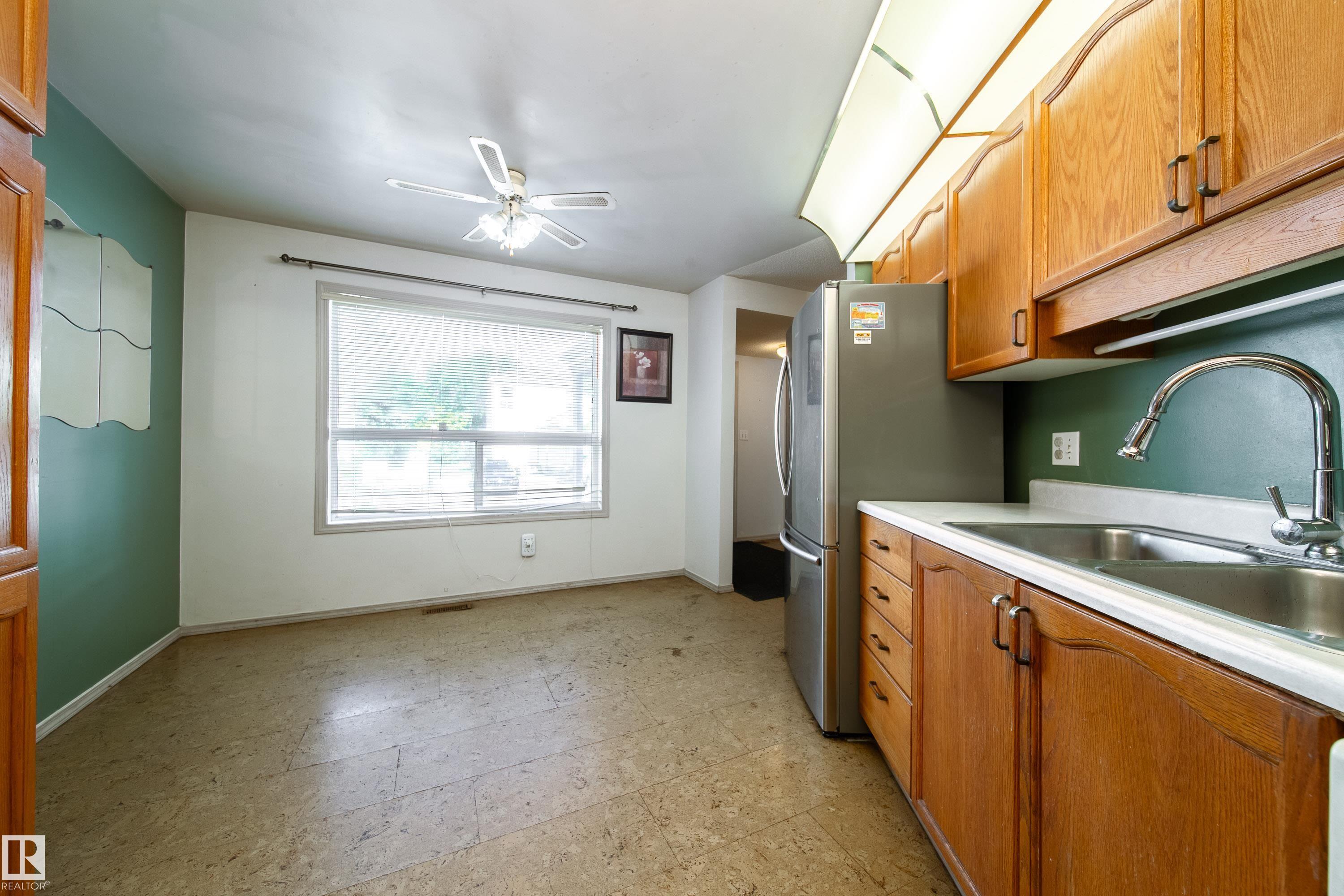 Photo 14 at 15 - 603 Youville Drive E NW, Tawa, Edmonton