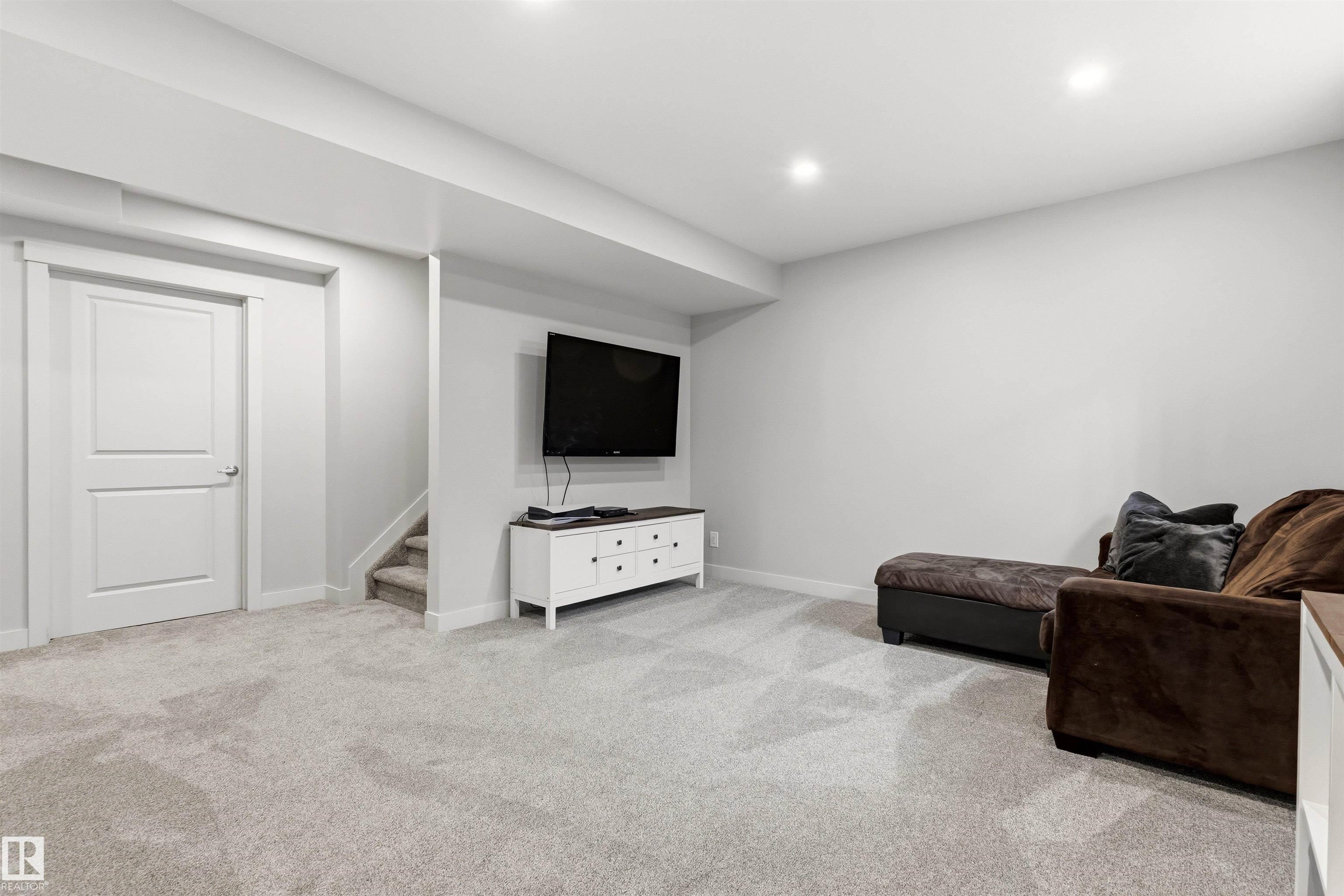Photo 32 at 2220 Casey Crescent SW, Cavanagh, Edmonton