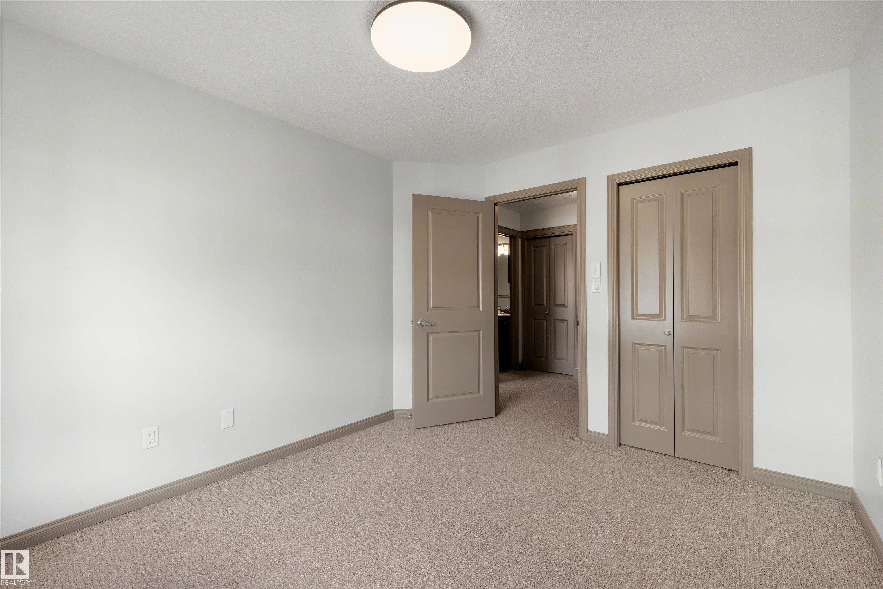 Photo 18 at 21 - 5120 164 Avenue NW, Hollick-Kenyon, Edmonton