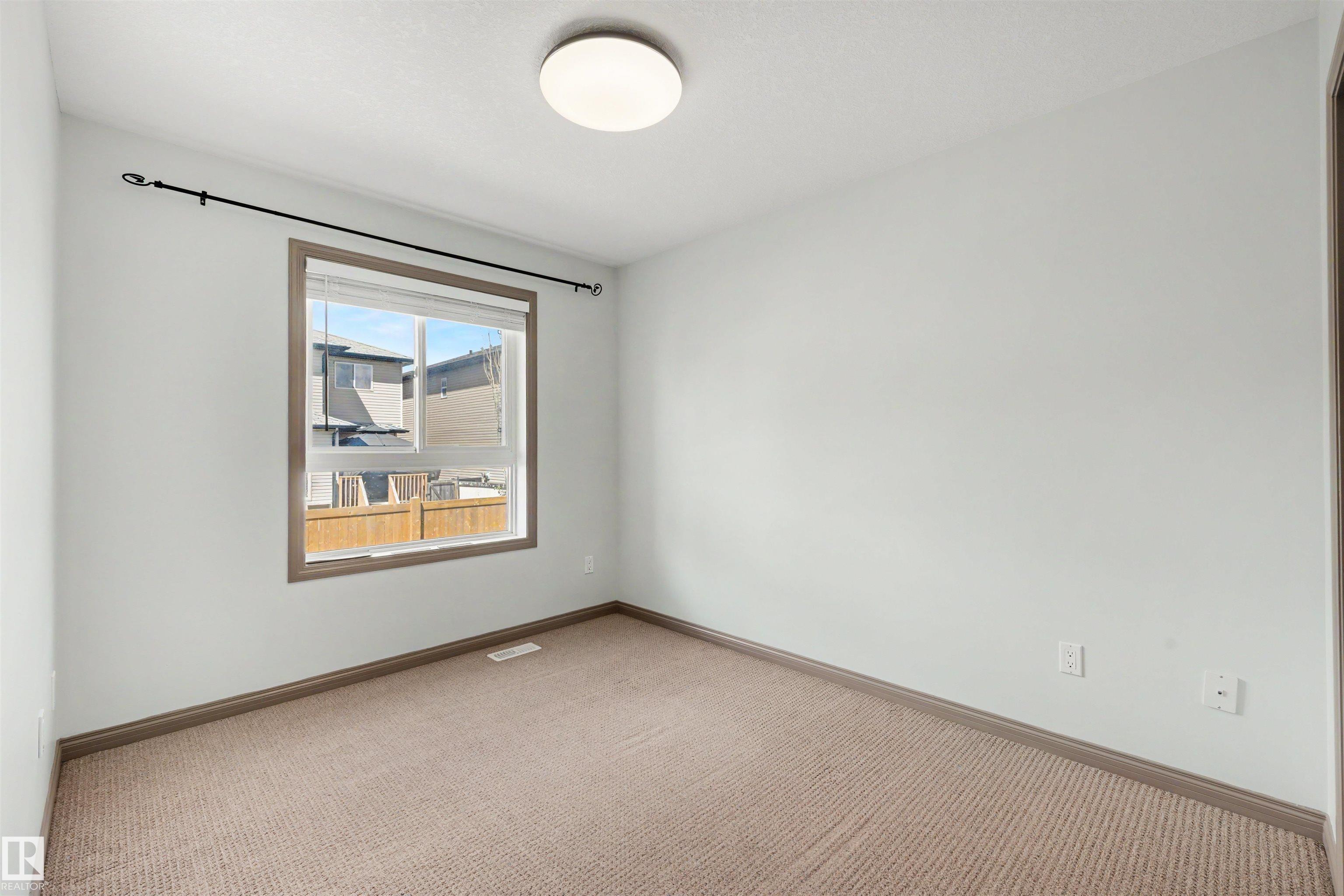 Photo 21 at 21 - 5120 164 Avenue NW, Hollick-Kenyon, Edmonton