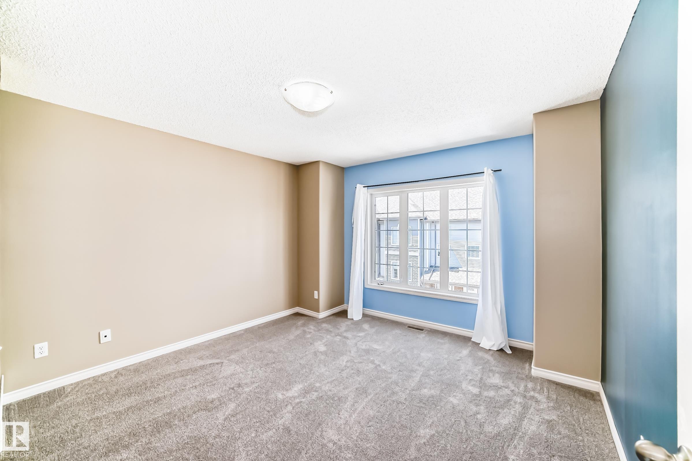 Photo 11 at 4 - 5102 30 Avenue, Place Chaleureuse, Beaumont