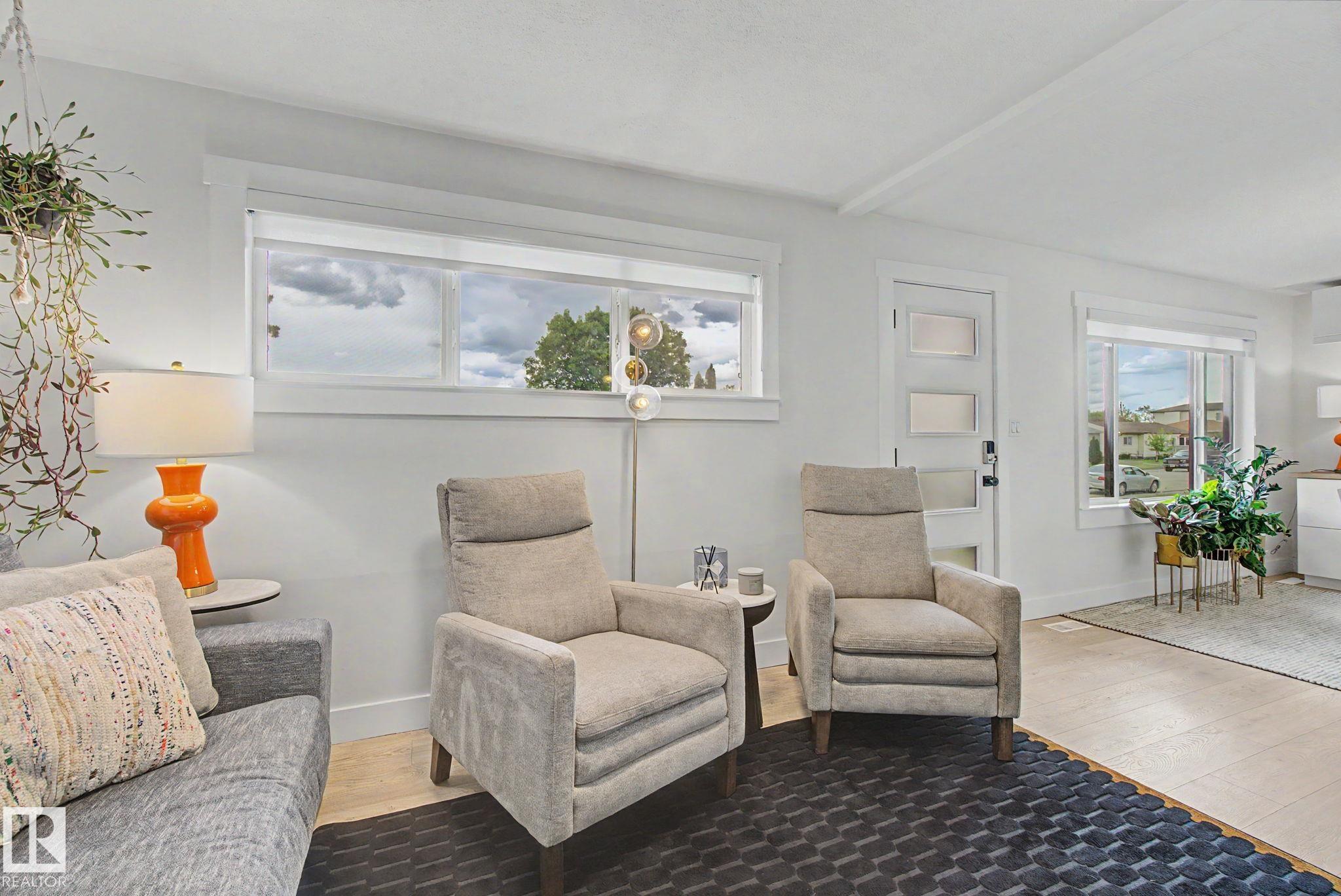 Photo 12 at 15771 106a Avenue NW, Britannia Youngstown, Edmonton