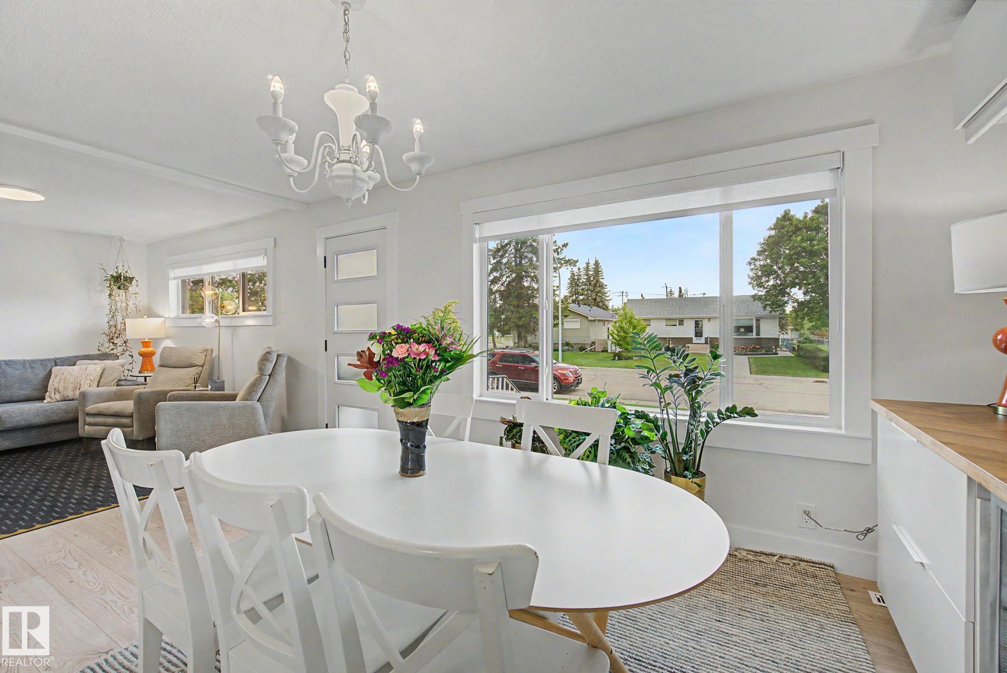 Photo 8 at 15771 106a Avenue NW, Britannia Youngstown, Edmonton
