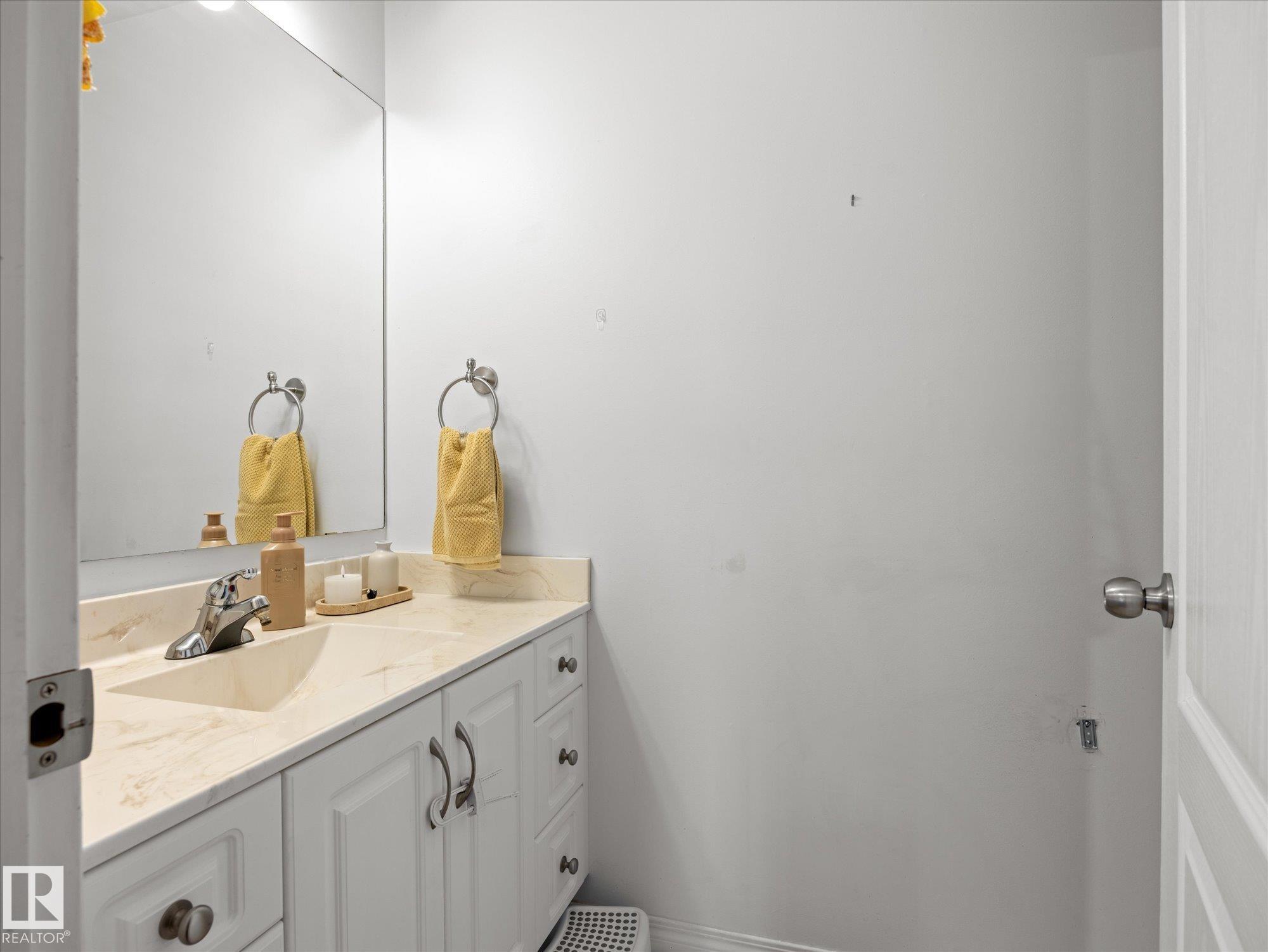 Photo 13 at 10805 20 Avenue NW, Keheewin, Edmonton