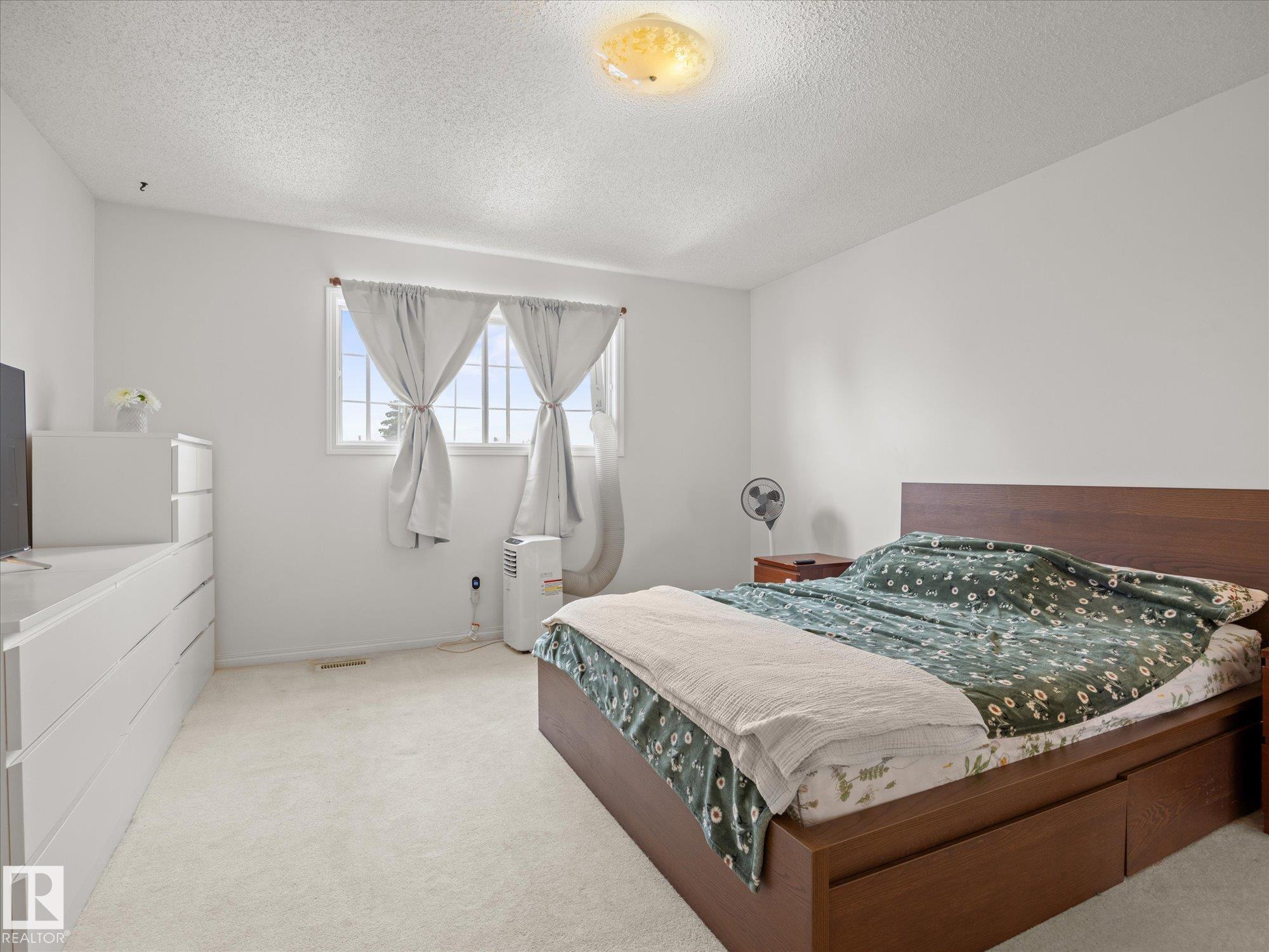 Photo 17 at 10805 20 Avenue NW, Keheewin, Edmonton