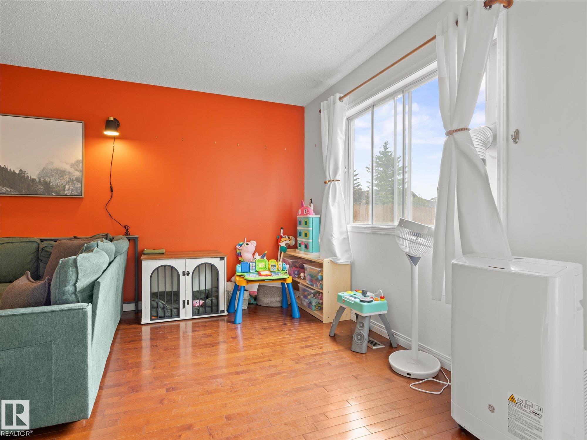 Photo 8 at 10805 20 Avenue NW, Keheewin, Edmonton