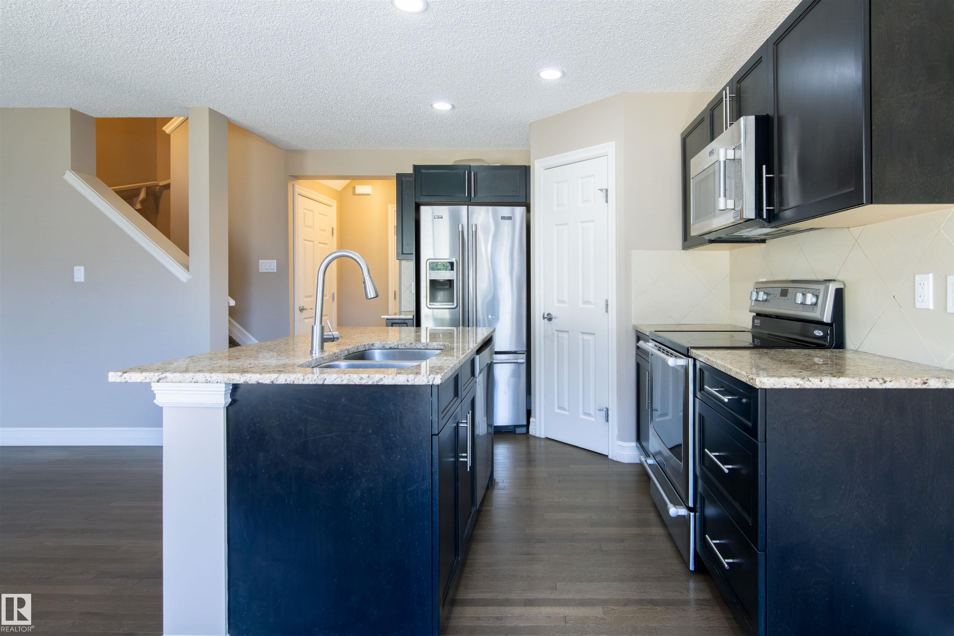 Photo 10 at 1118 162 Street SW, Glenridding Heights, Edmonton