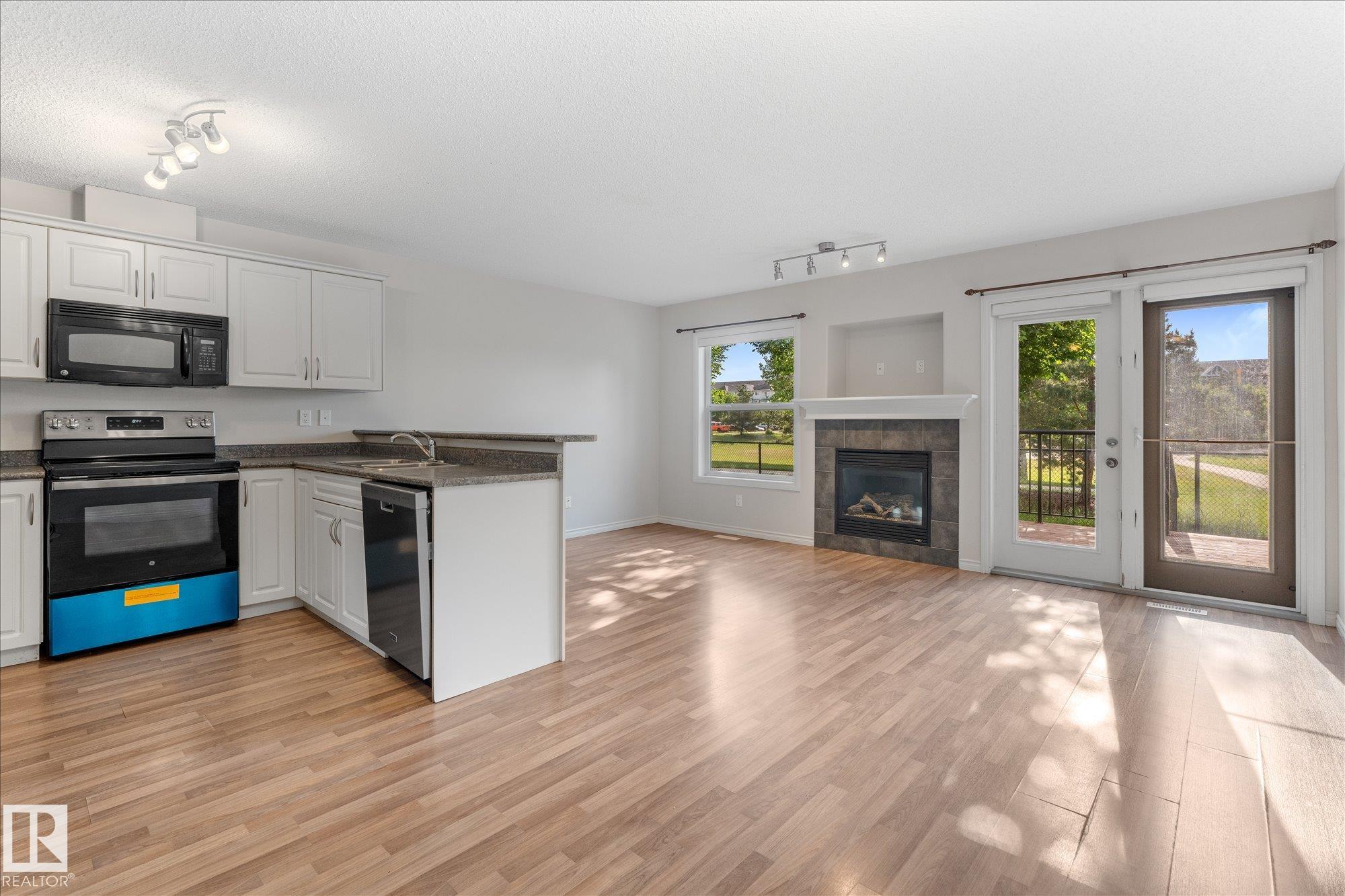 Photo 13 at 67 - 15 Woodsmere, Westpark, Fort Saskatchewan