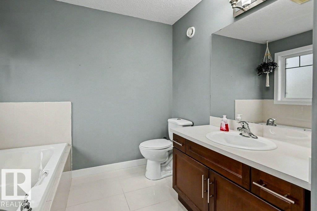 Photo 36 at 13004 164 Avenue NW, Oxford, Edmonton