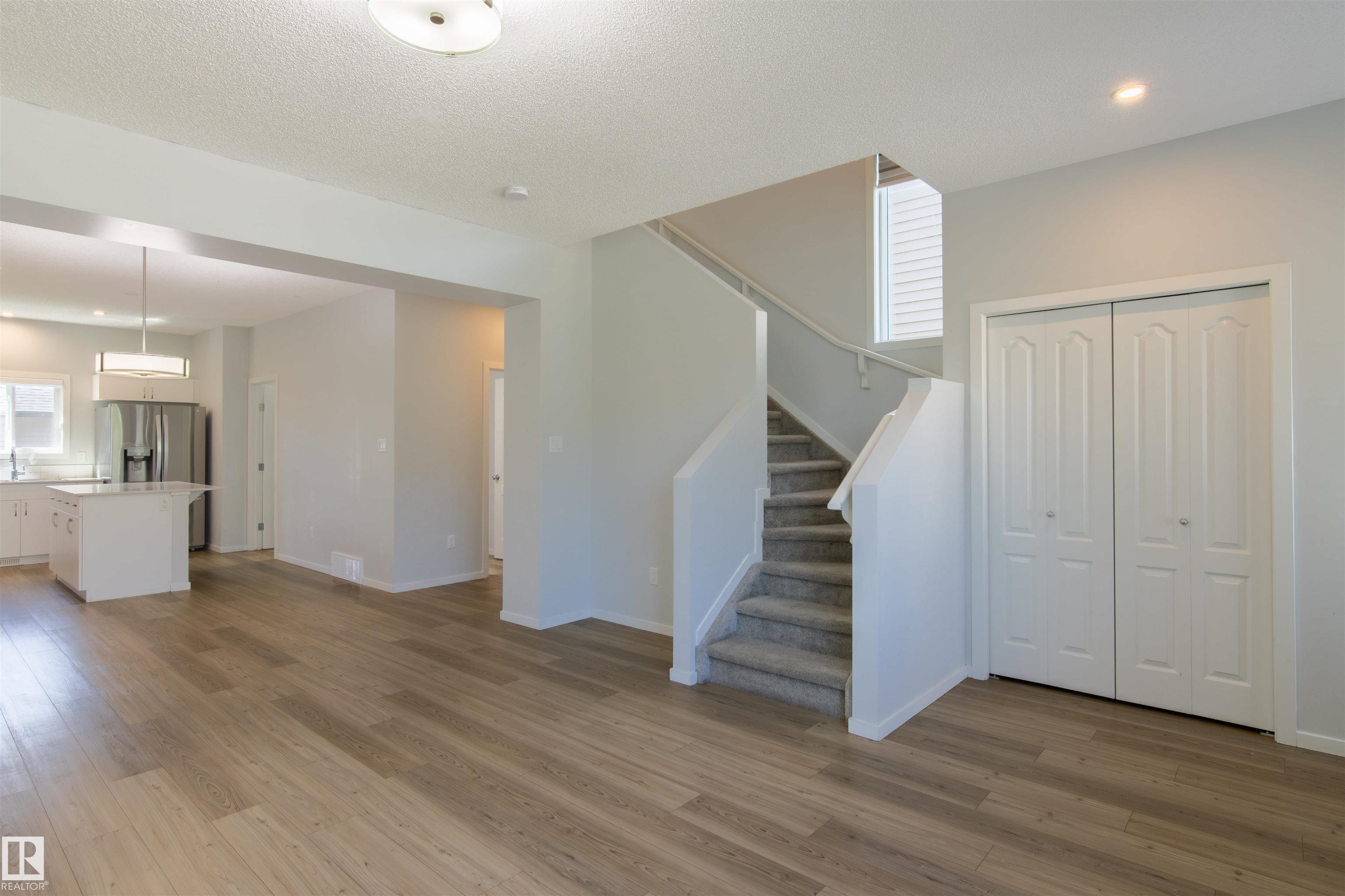Photo 6 at 210 Desrochers Boulevard SW, Desrochers Area, Edmonton