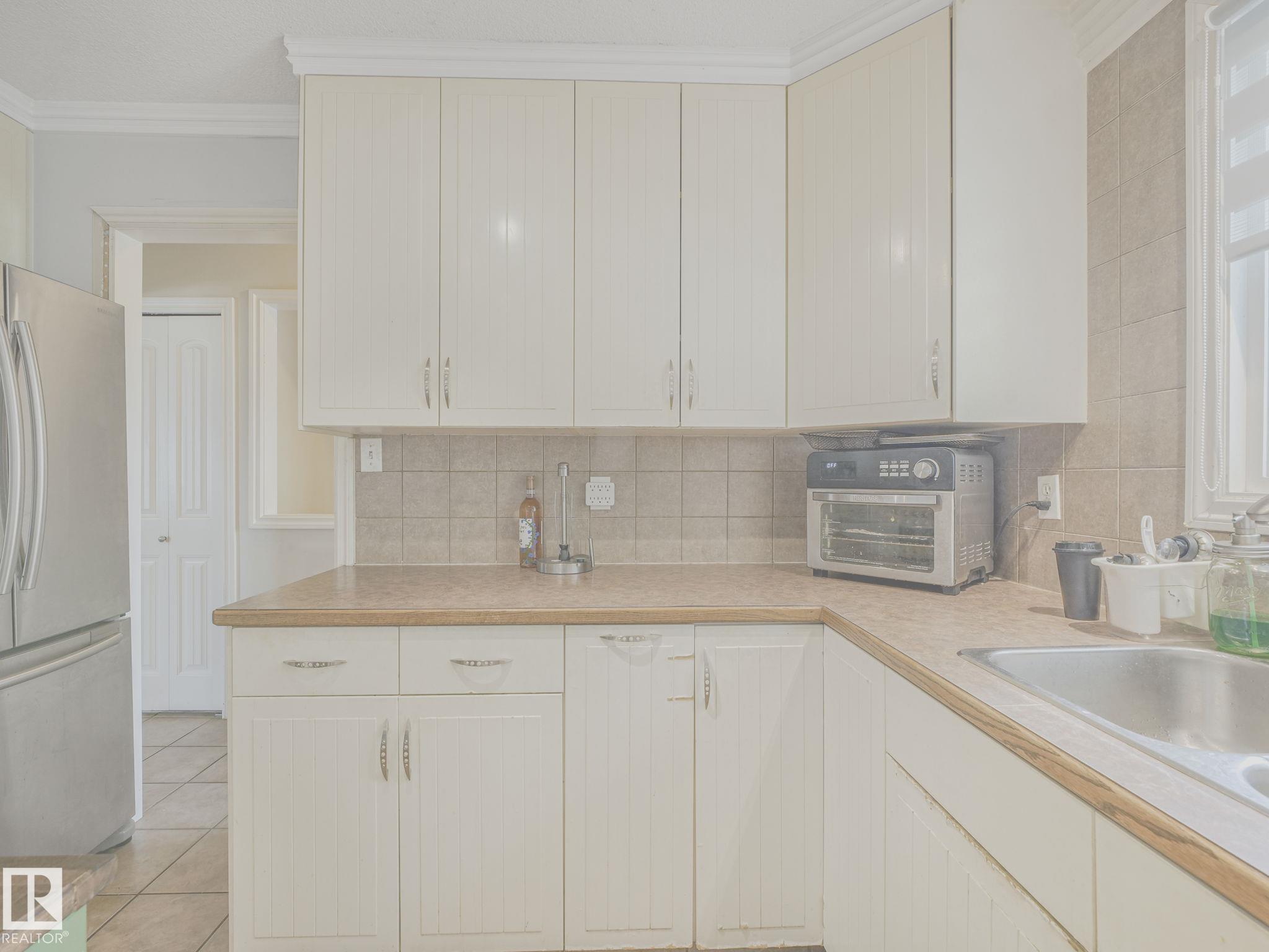 Photo 17 at 4902 52 Avenue, Centre-Ville, Beaumont