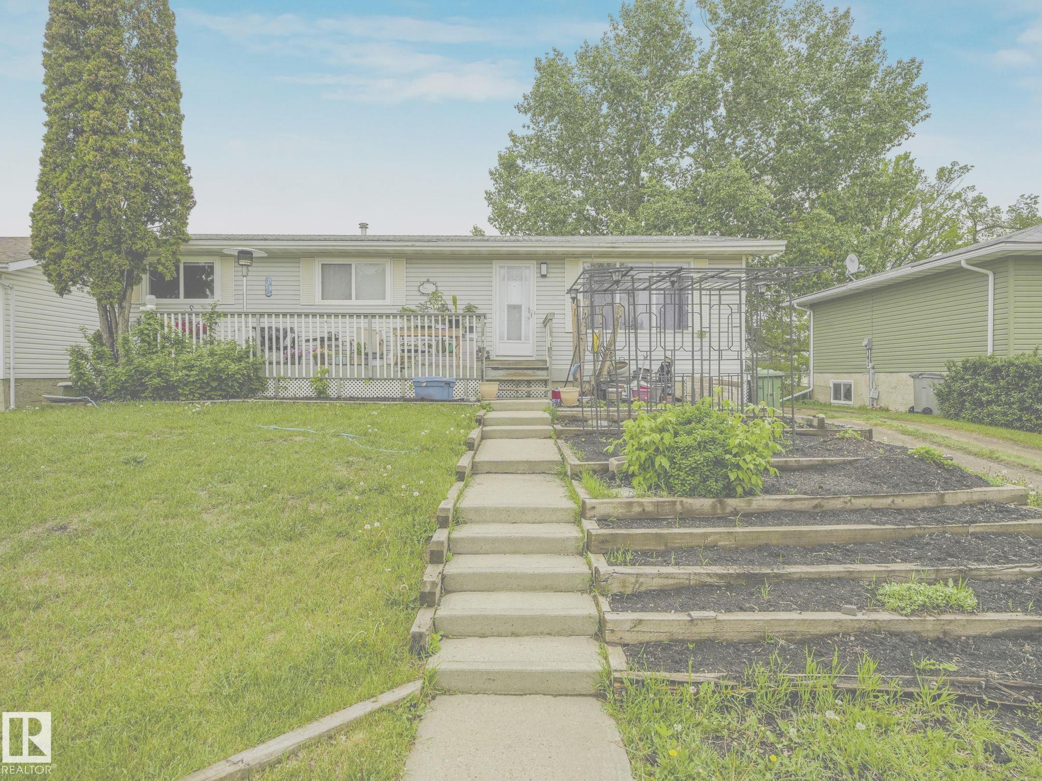 4902 52 Avenue, Centre-Ville, Beaumont