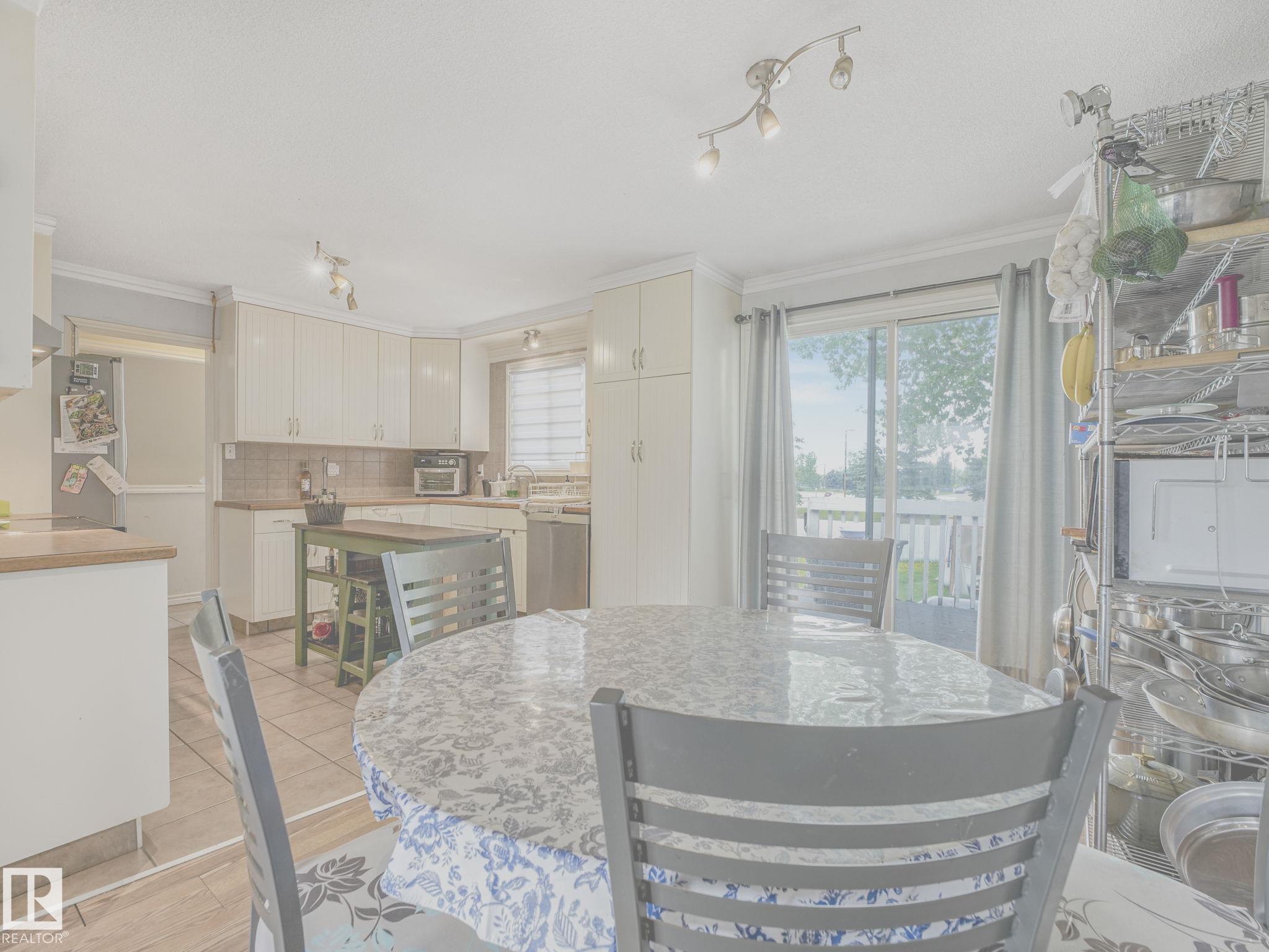 Photo 10 at 4902 52 Avenue, Centre-Ville, Beaumont