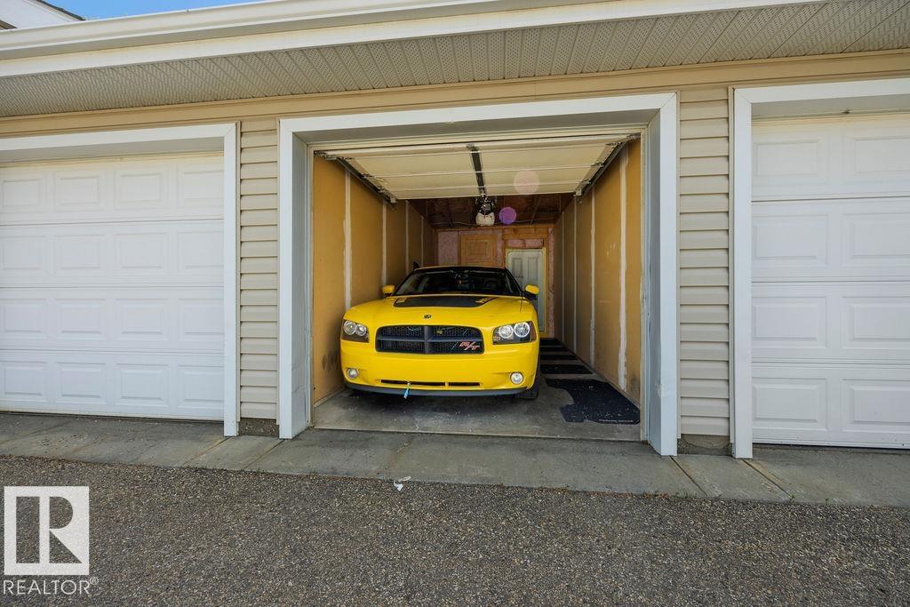 Photo 31 at 71 - 3040 Spence Wynd SW, Summerside, Edmonton