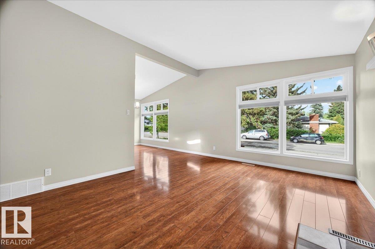 Photo 19 at 15302 76 Avenue NW, Rio Terrace, Edmonton