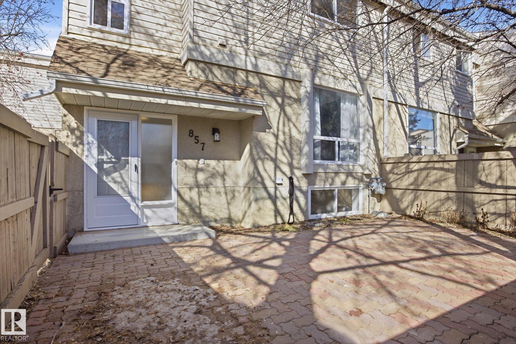 Photo 26 at 857 Erin Place NW, Thorncliffe, Edmonton
