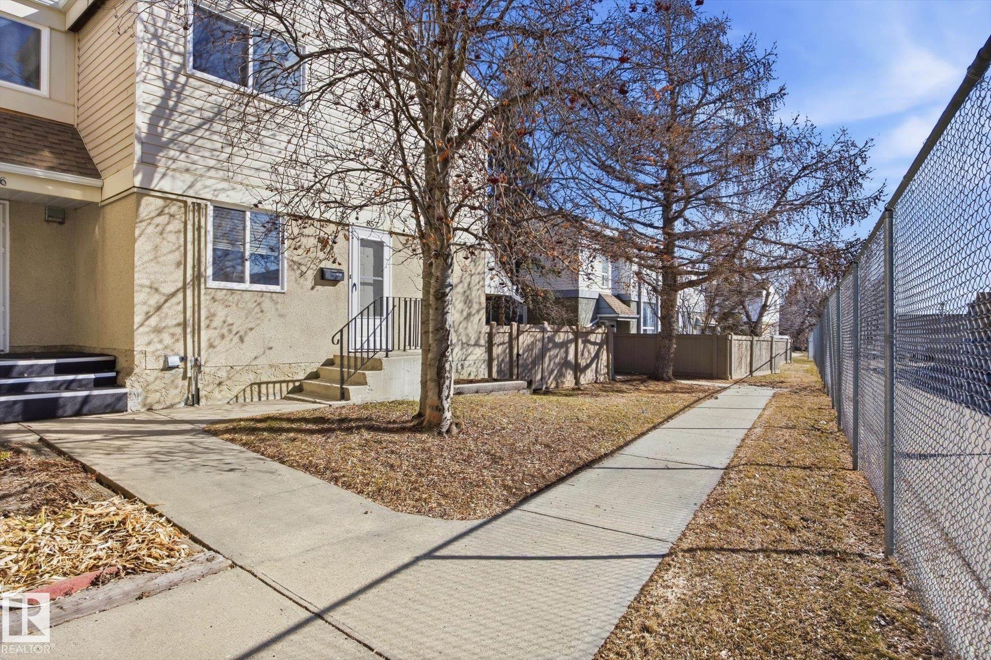 Photo 29 at 857 Erin Place NW, Thorncliffe, Edmonton